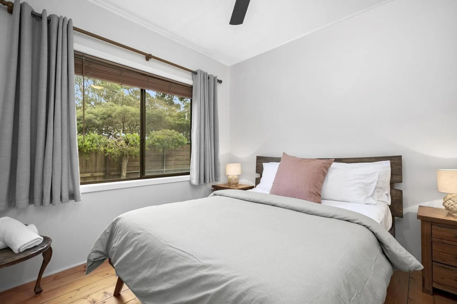 Bed in Seahaven Village