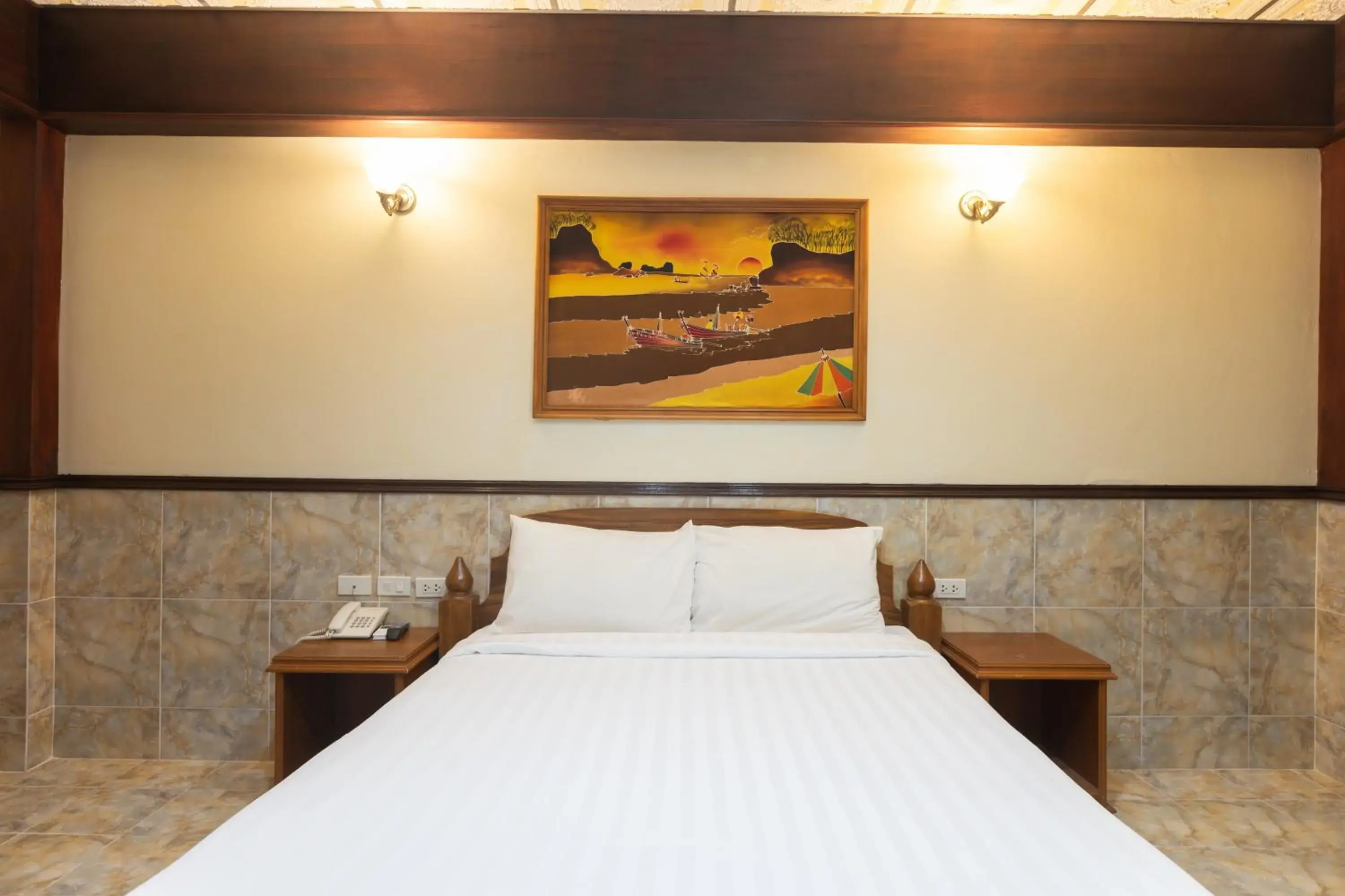 Deluxe Queen Room - single occupancy in Kata Palace Phuket Hotel Deluxe Queen Room - single occupancy in Kata Palace Phuket Hotel