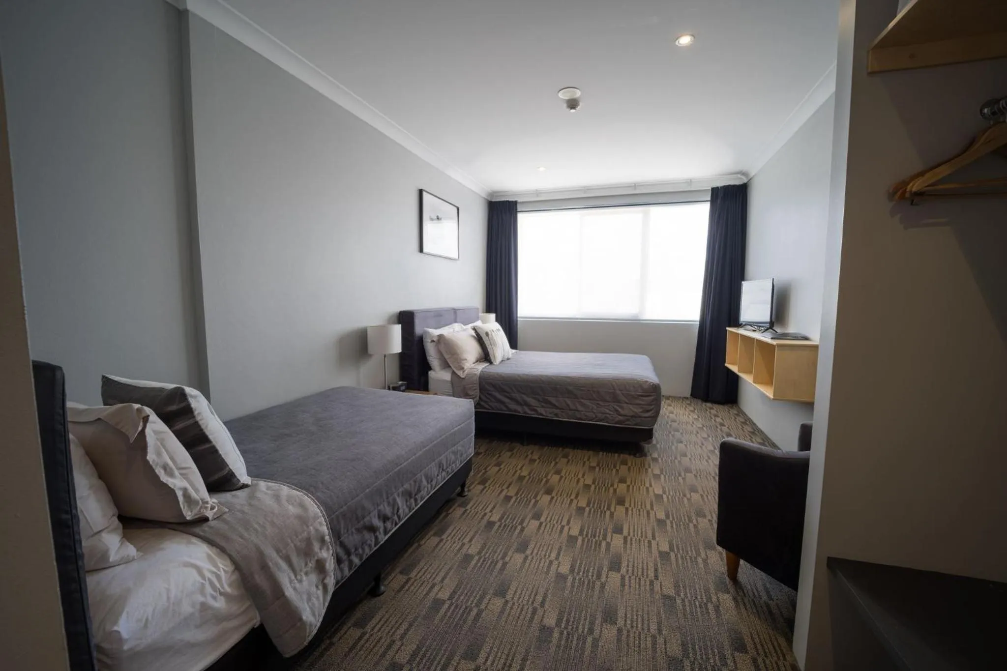 Bed in Windsor Castle Hotel