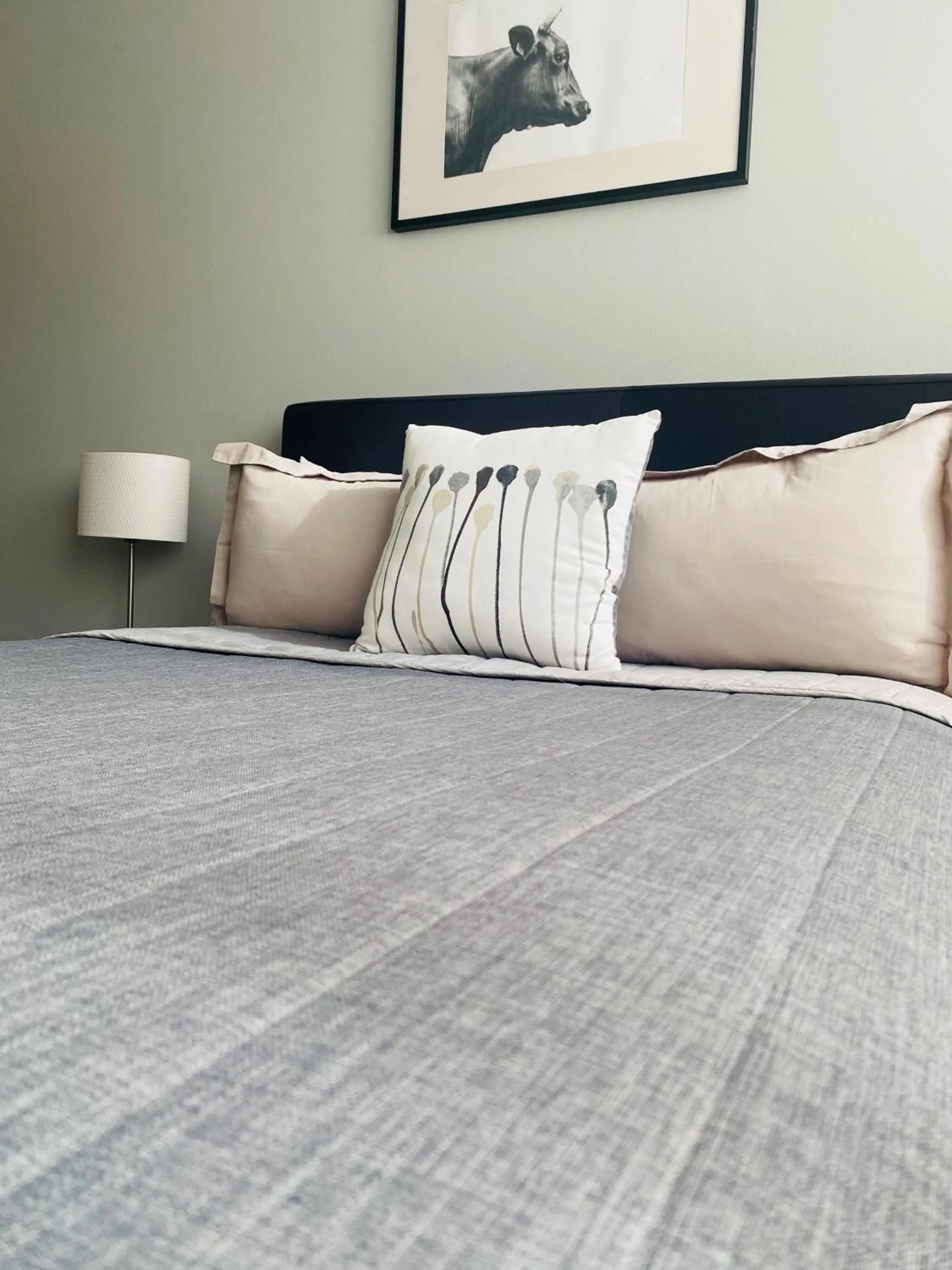 Bed in Windsor Castle Hotel