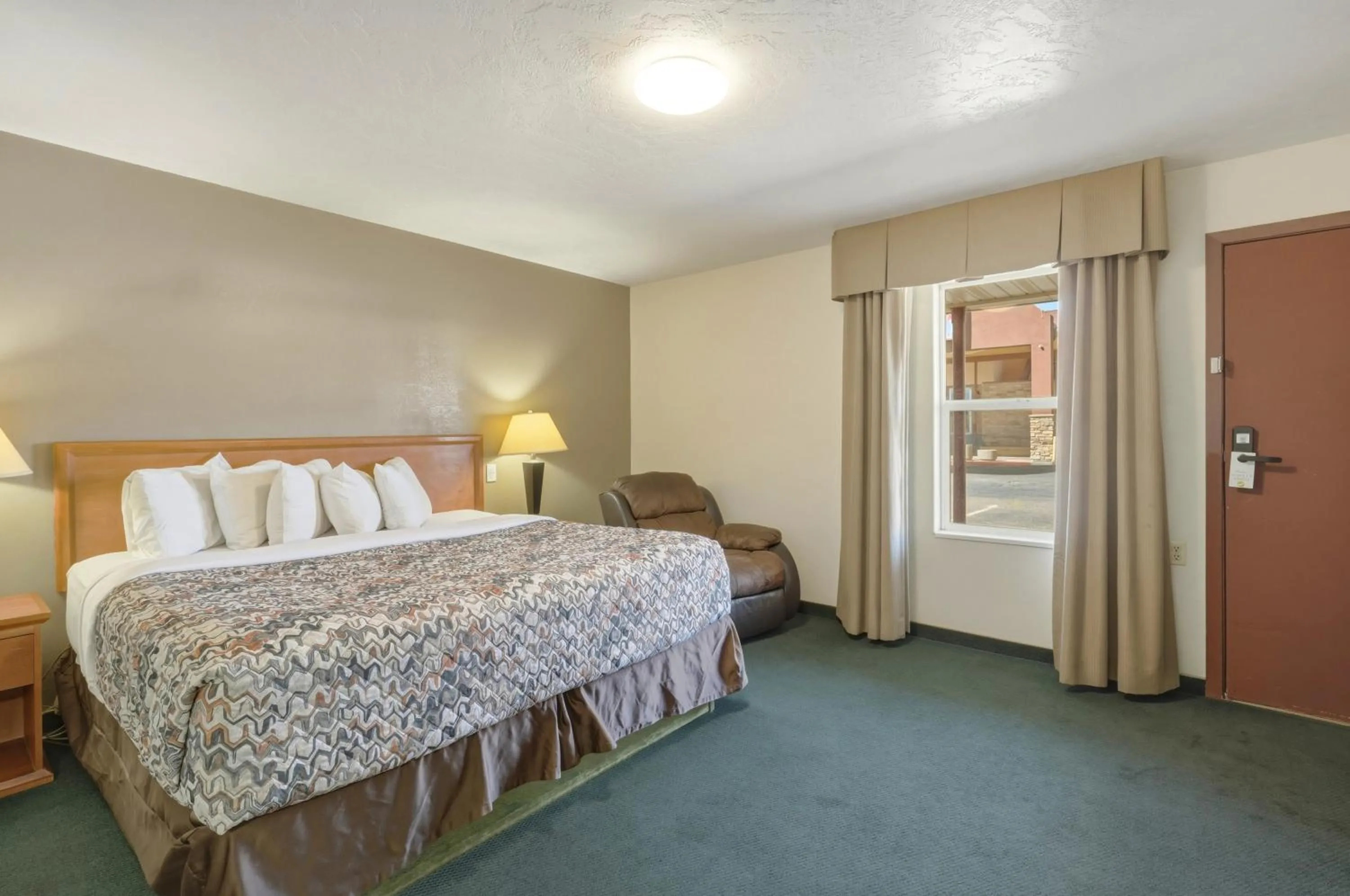 Standard King Room in Patriot Stay Motel