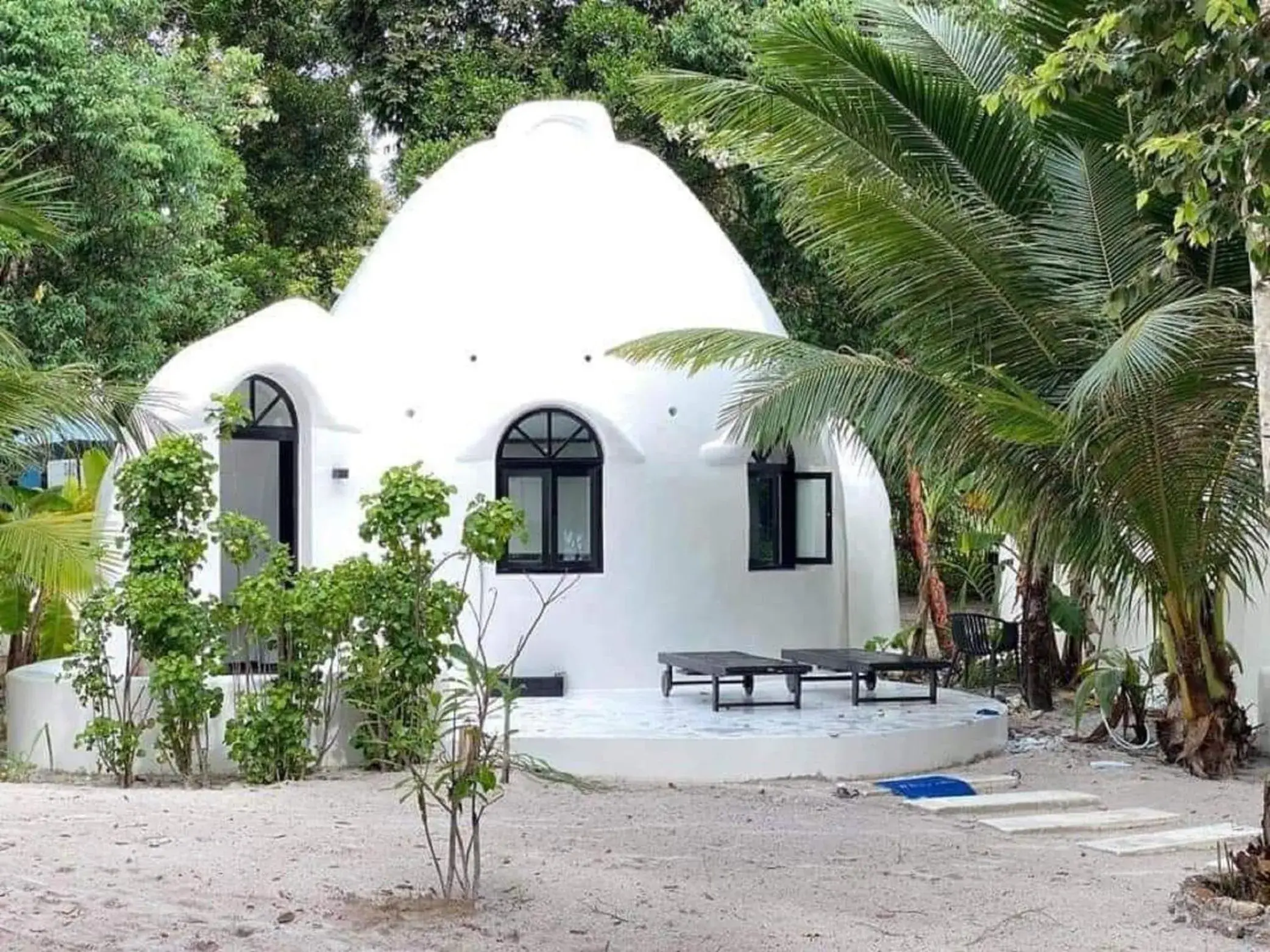 Property building in Moonlight Resort Property building in Moonlight Resort