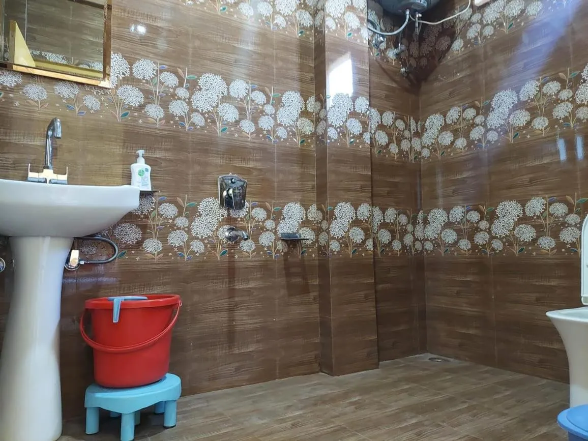 The Mountain Paradise