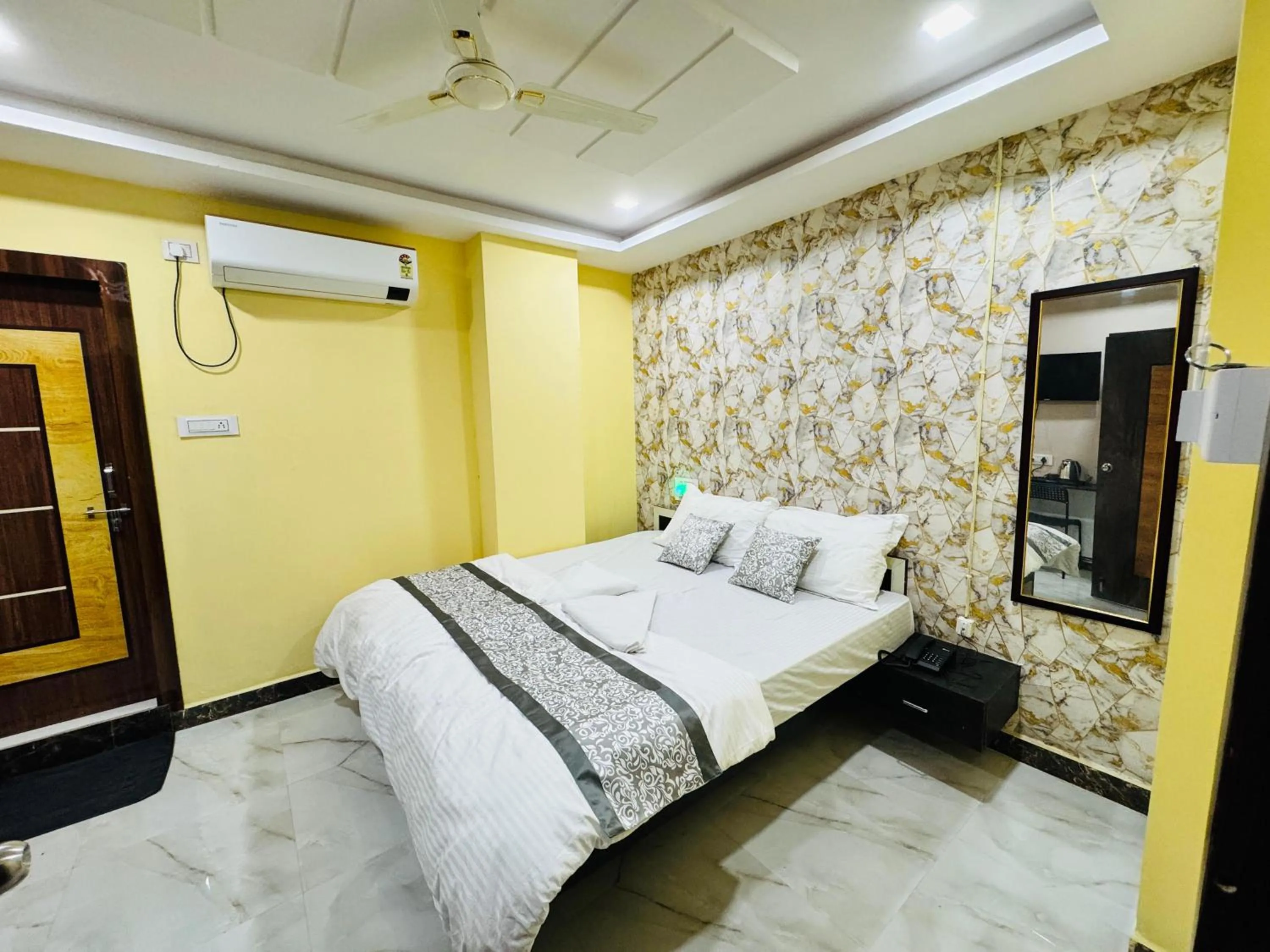Standard King Room in HOTEL HYDERABAD PULSE