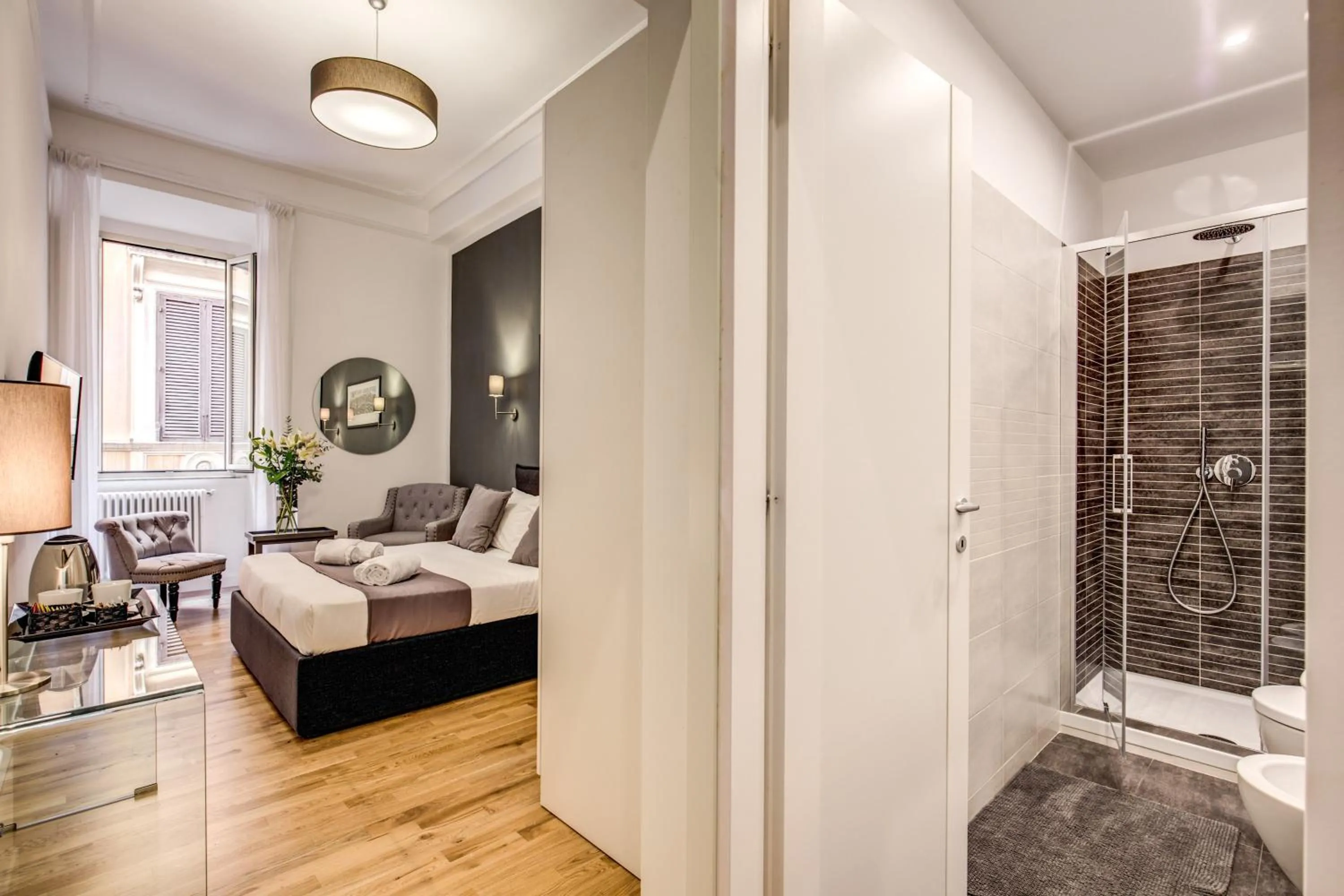 Day, Bed in Orange Suites