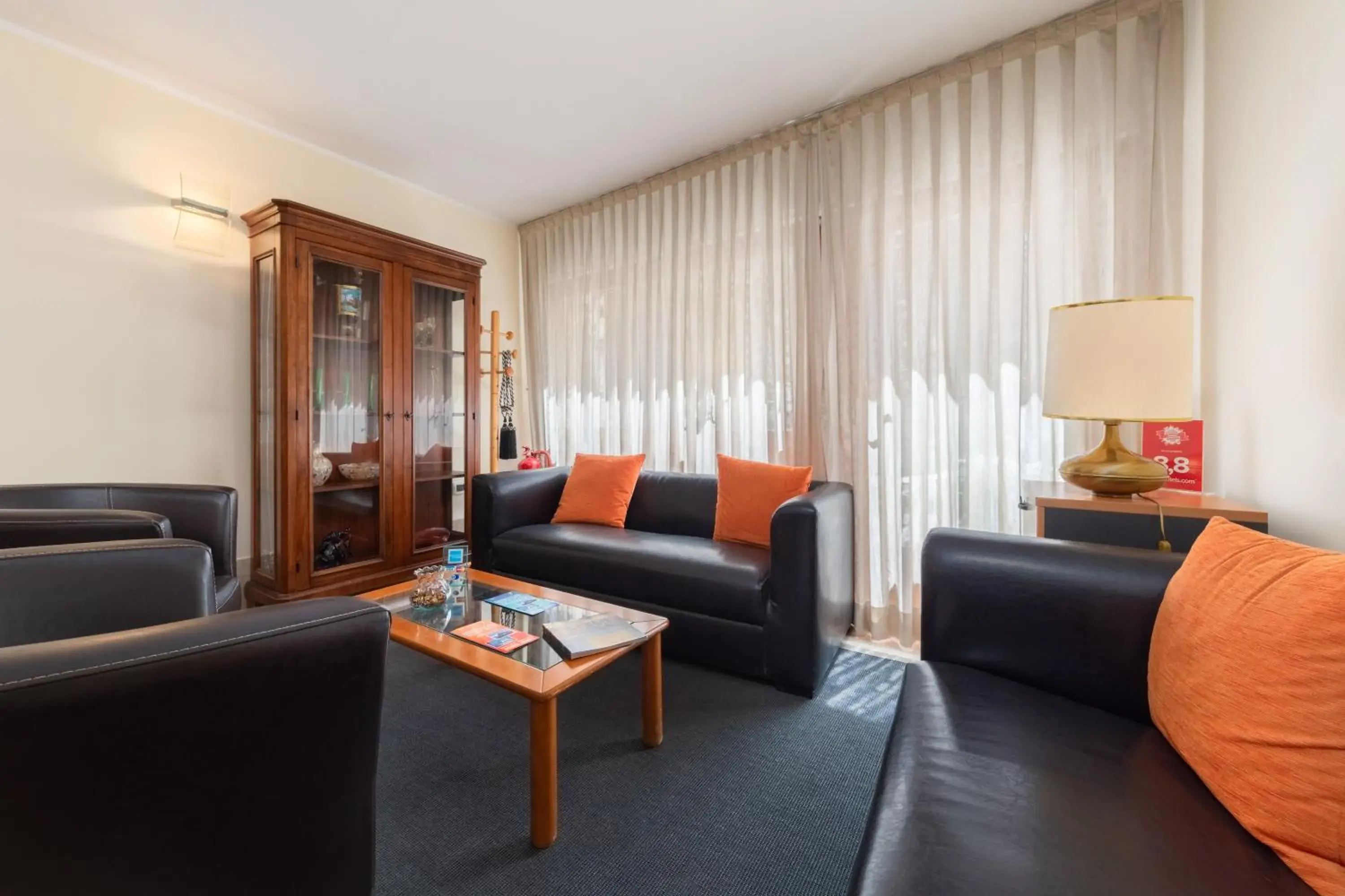 La Locandiera La Locandiera