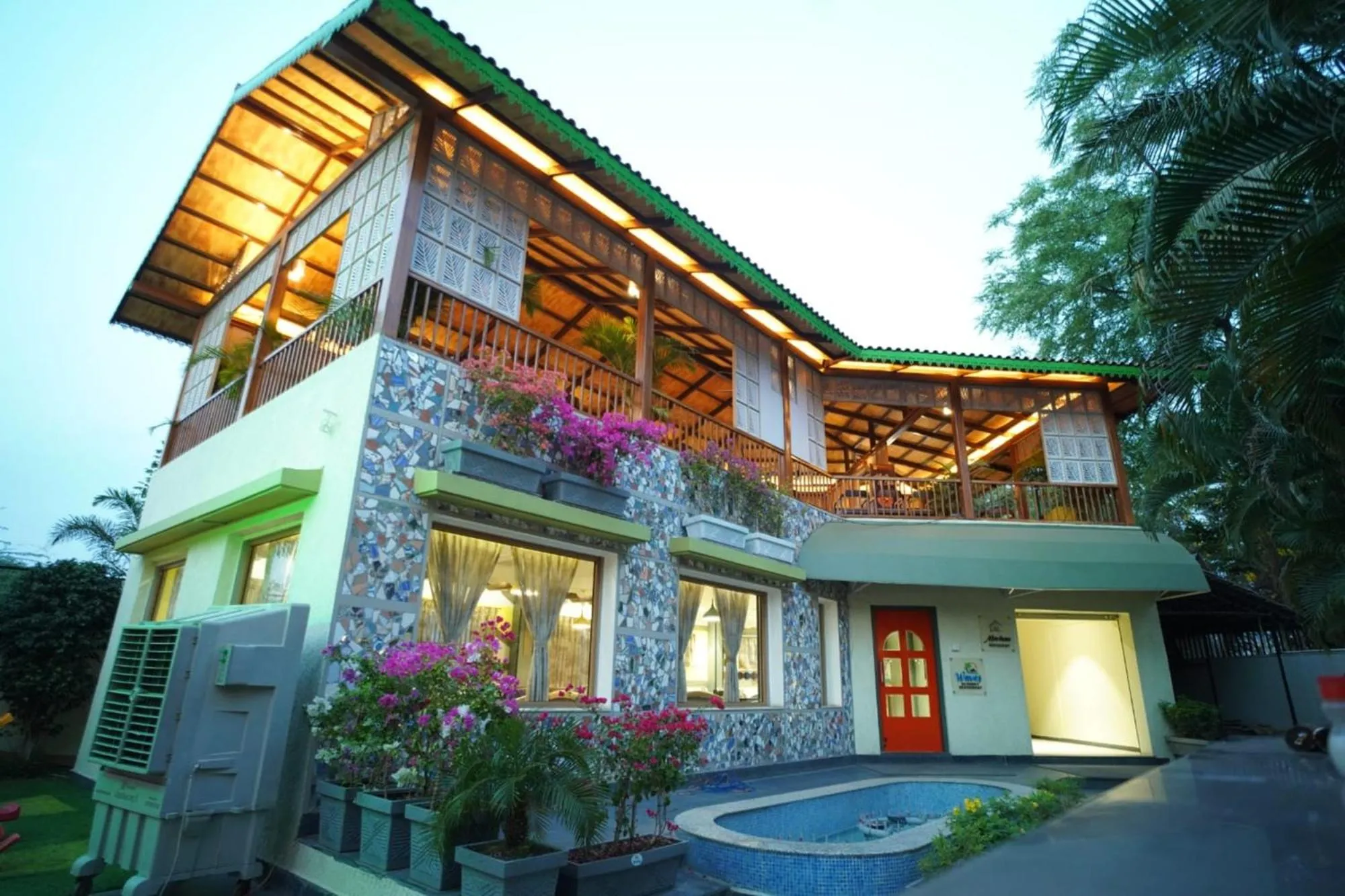 Property building in Hotel Pooja Garden, Nanded