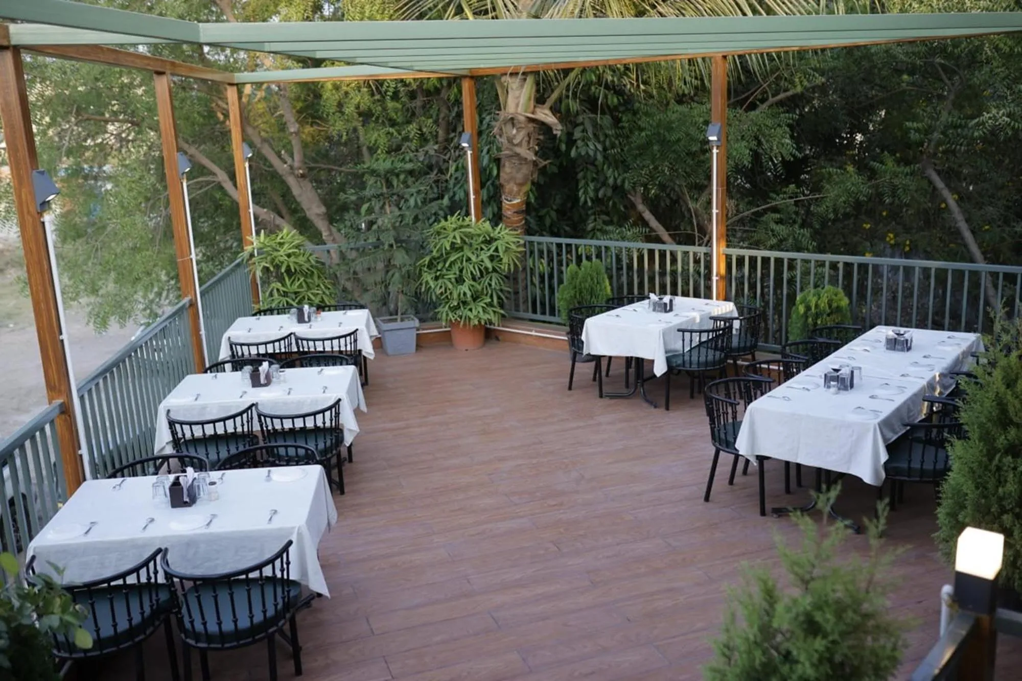 Restaurant/places to eat in Hotel Pooja Garden, Nanded