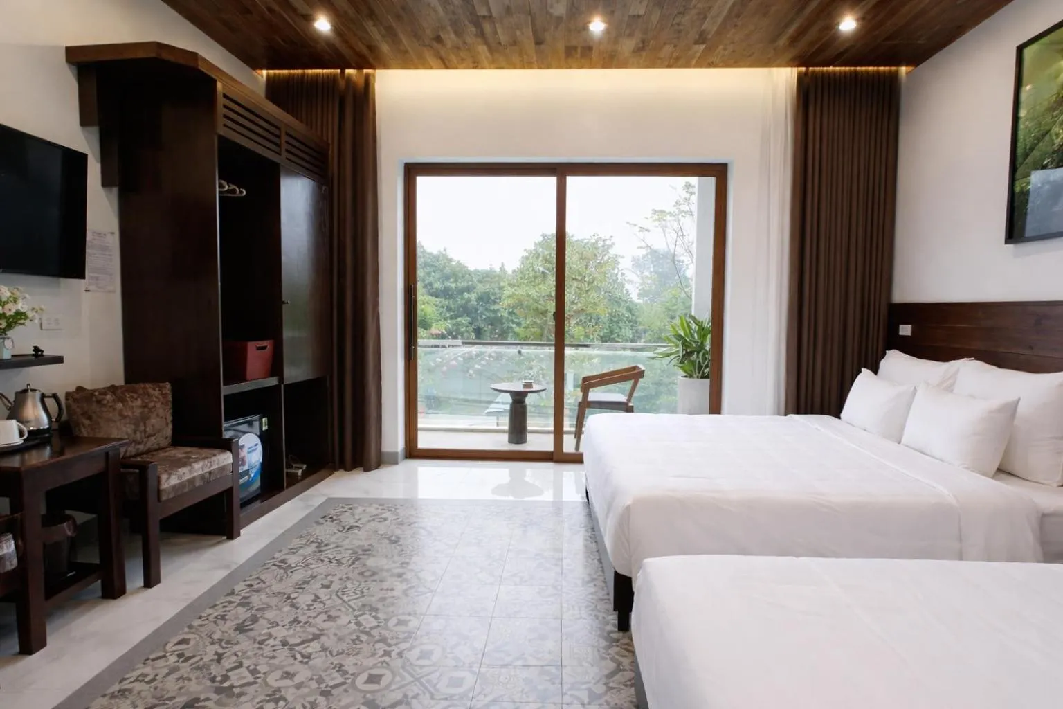 Bed in Daisy's Villa TamCoc