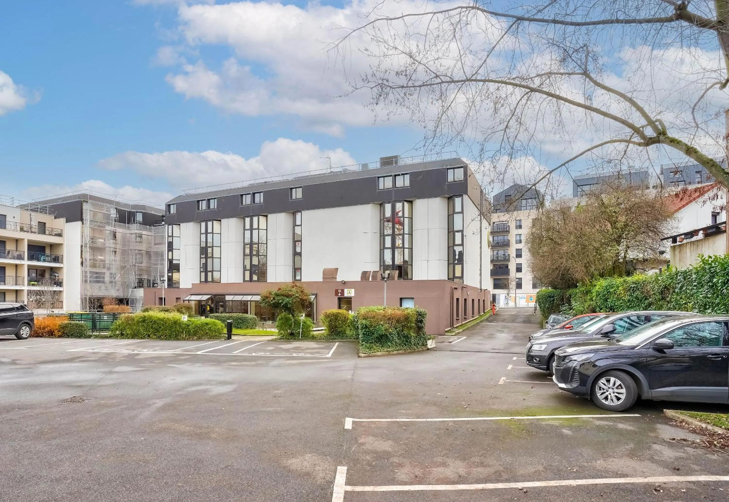 Parking in B&B HOTEL Paris Porte de Châtillon