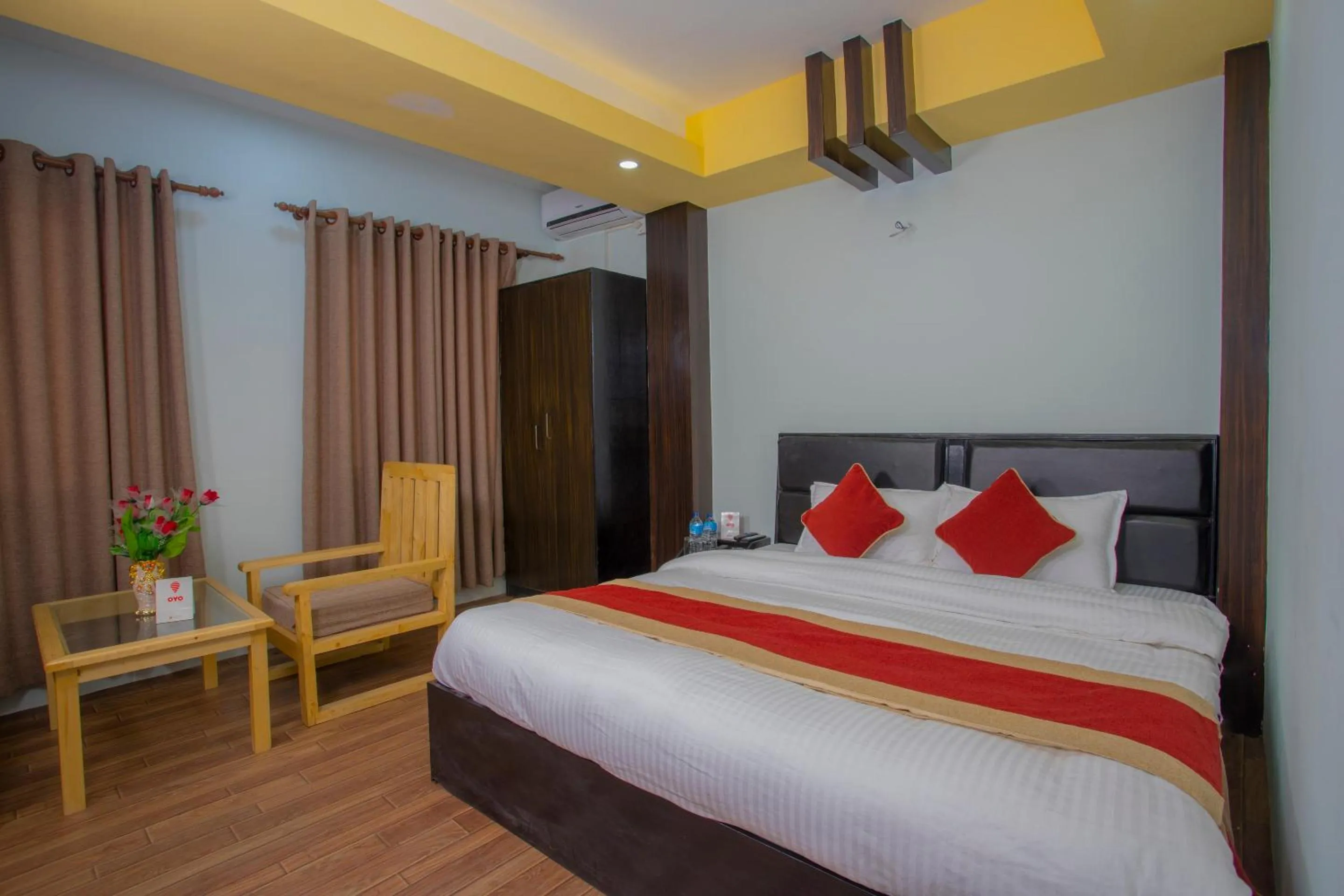 Bedroom, Bed in OYO 260 Hotel Cultural Inn
