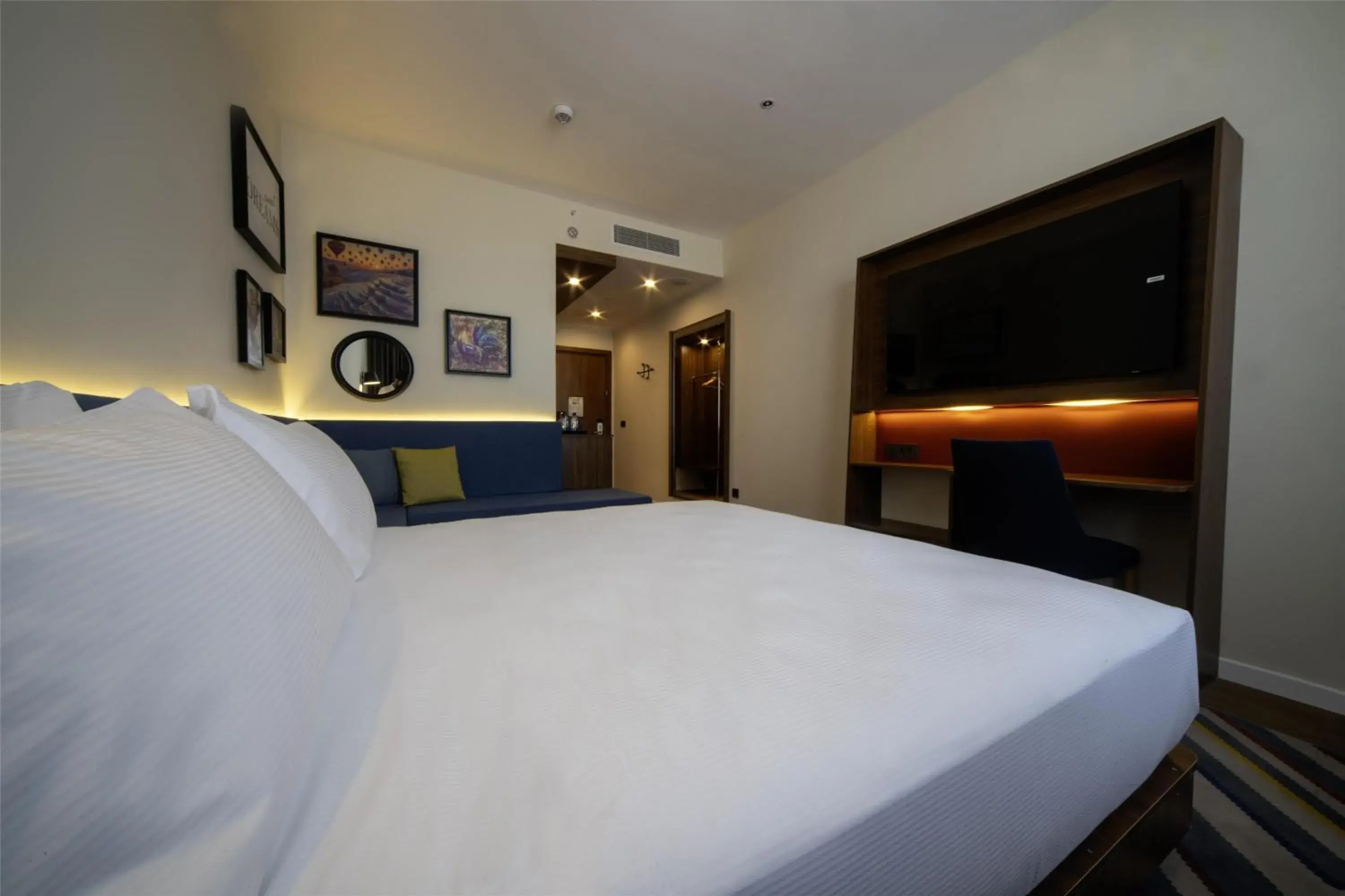 King Room - Non-Smoking in Hampton By Hilton Denizli King Room - Non-Smoking in Hampton By Hilton Denizli