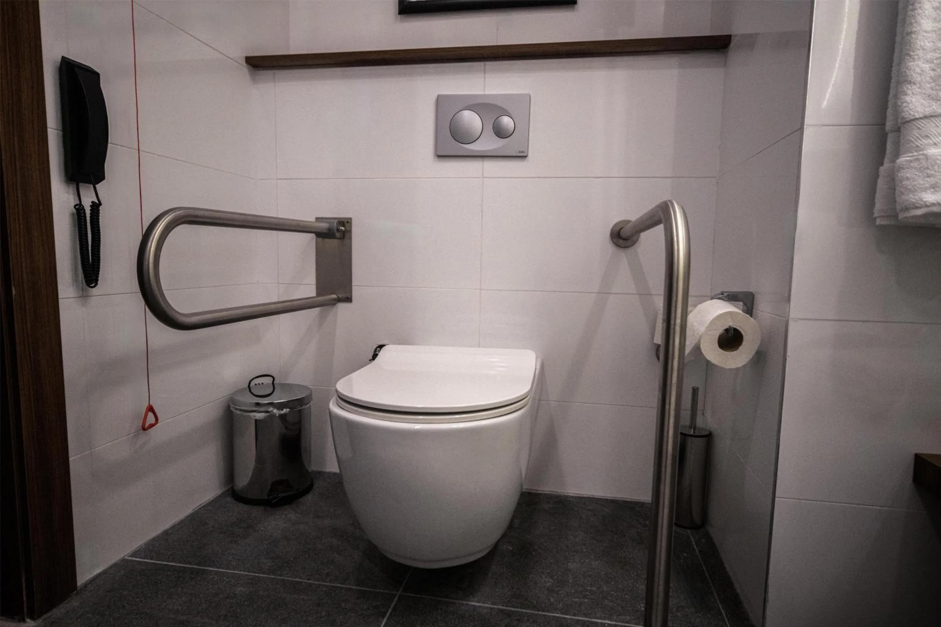 Bathroom in Hampton By Hilton Denizli