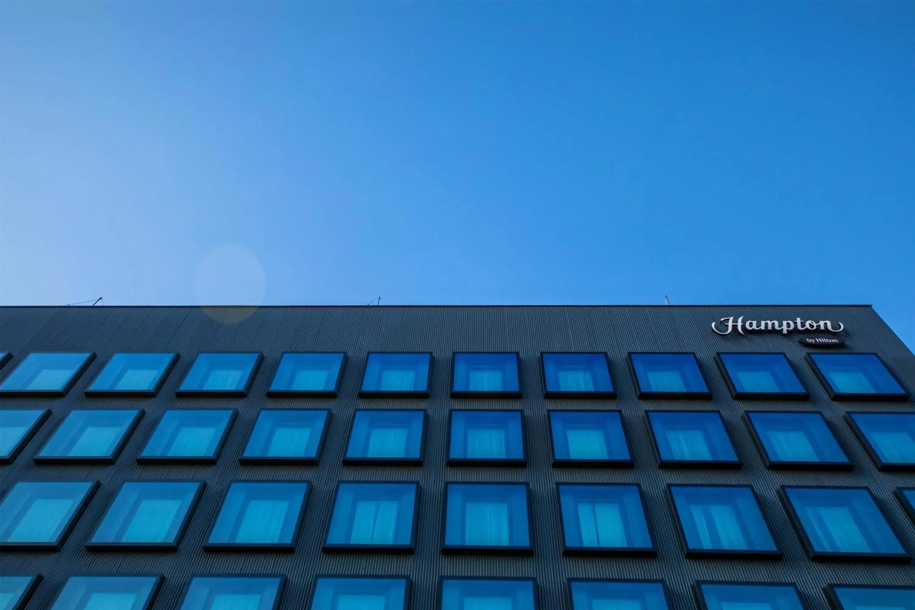 Property building in Hampton By Hilton Wroclaw Airport Property building in Hampton By Hilton Wroclaw Airport