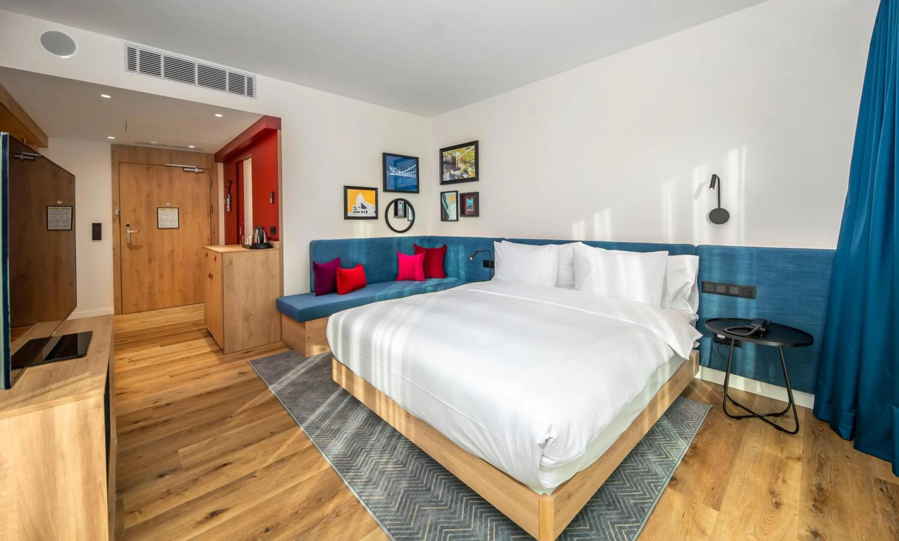 Bed in Hampton By Hilton Wroclaw Airport