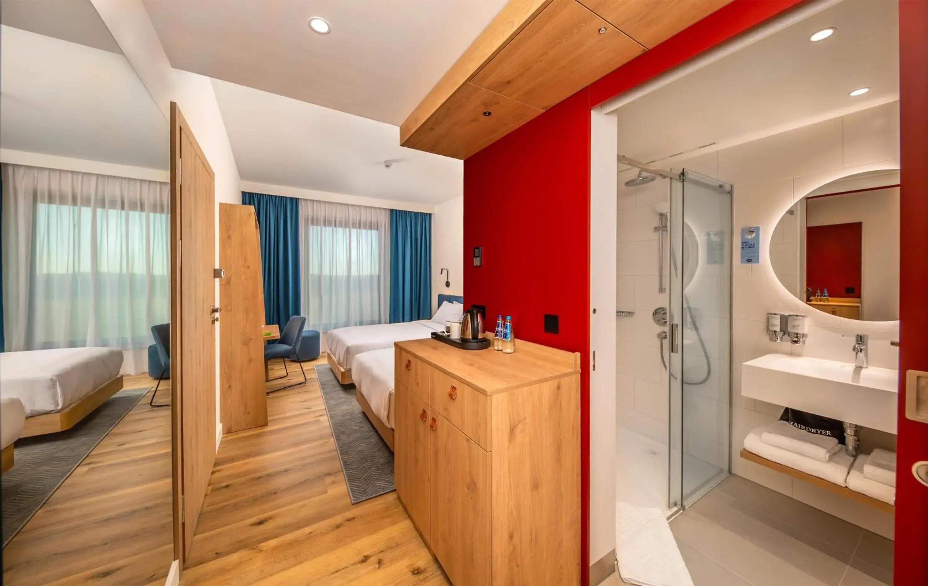 Twin Room in Hampton By Hilton Wroclaw Airport Twin Room in Hampton By Hilton Wroclaw Airport