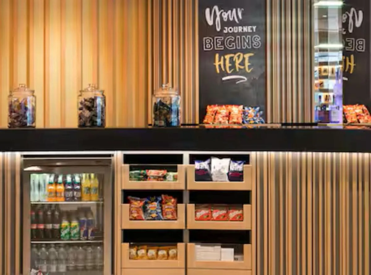 Restaurant/places to eat in Hampton By Hilton Wroclaw Airport