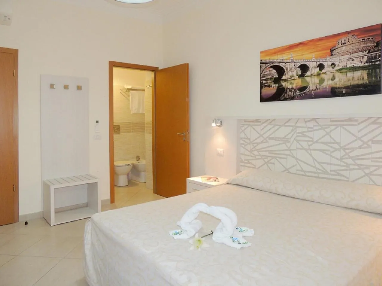 Bathroom, Bed in IL Sole