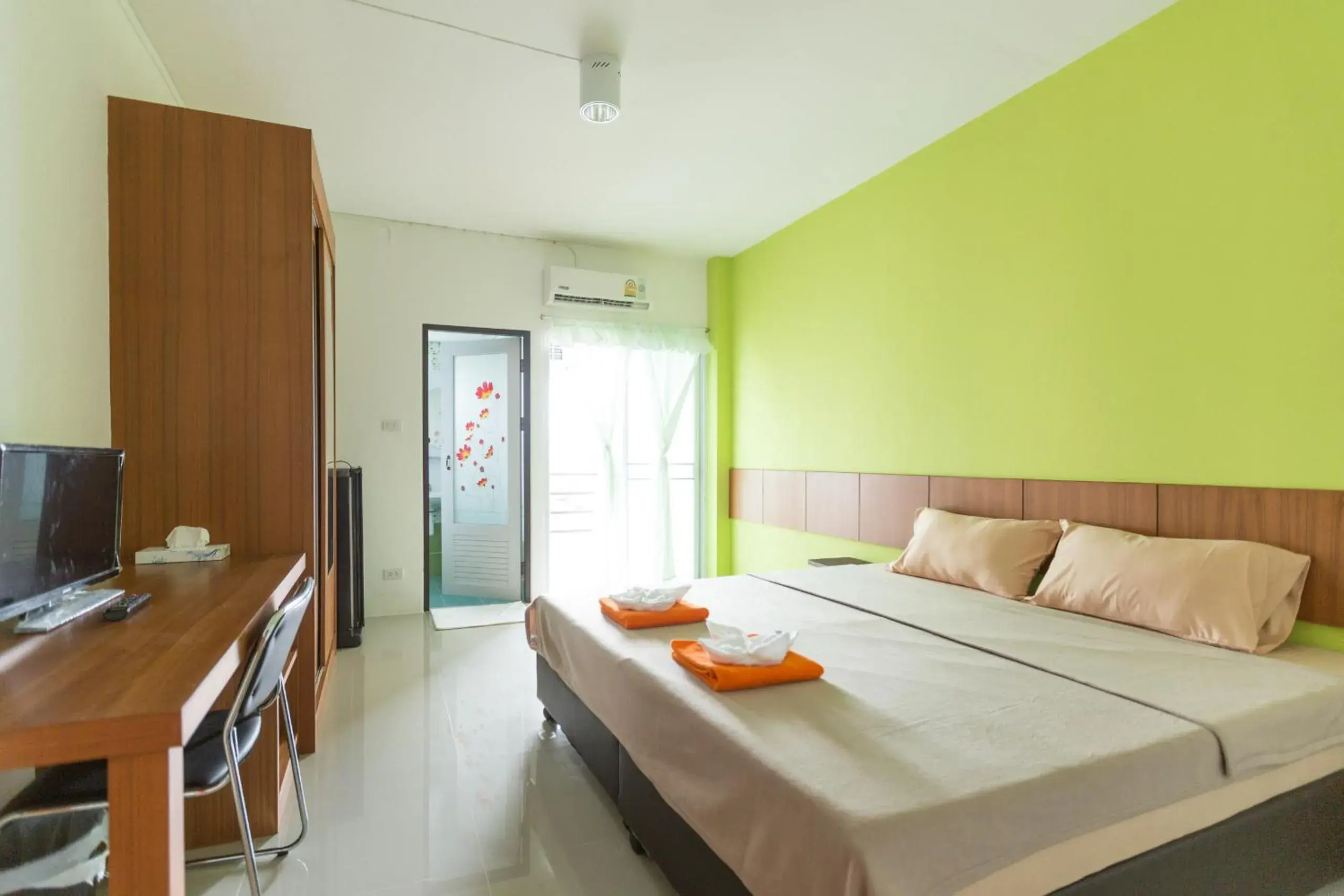 Standard Double Room in V at Bangsaen Standard Double Room in V at Bangsaen