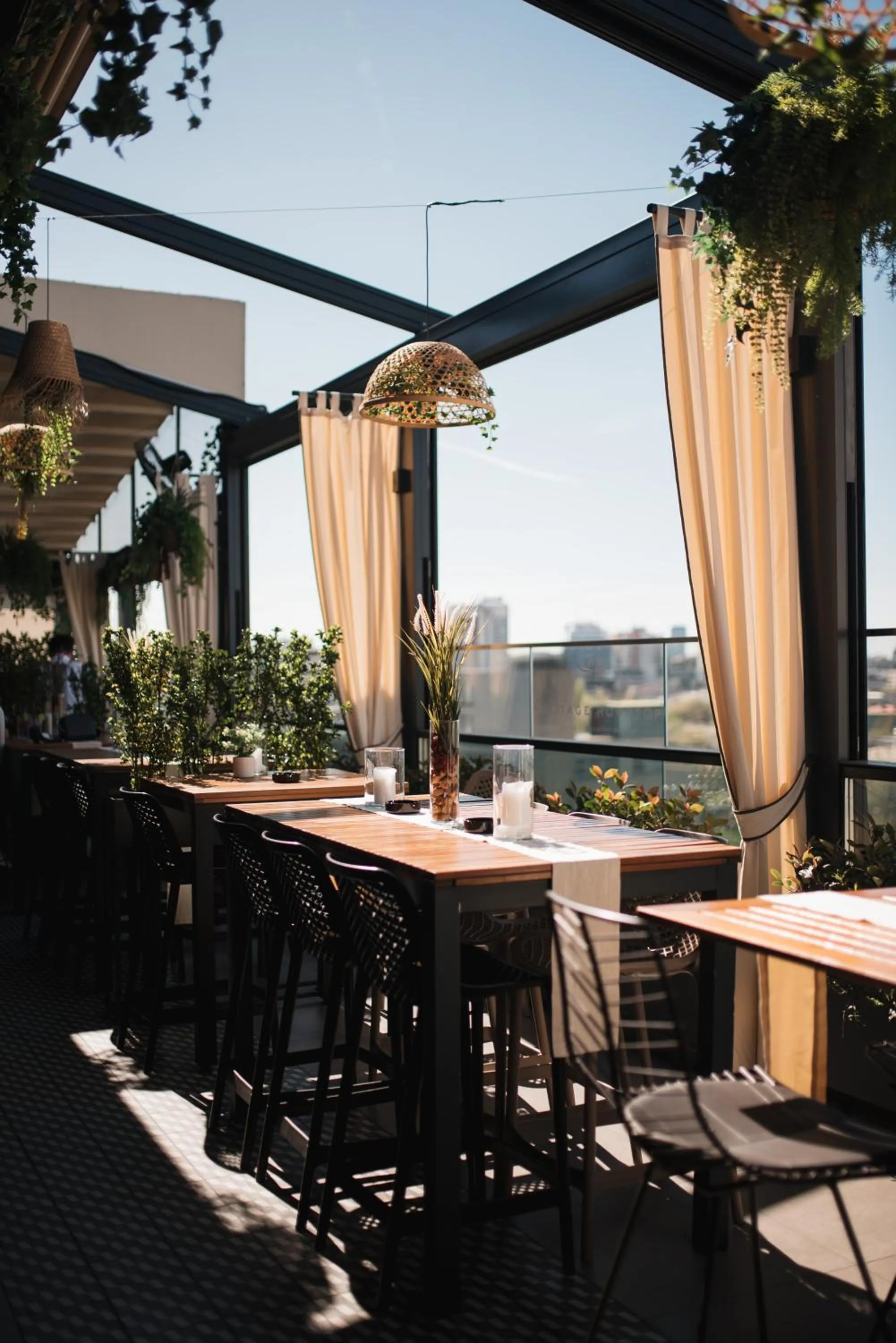 Restaurant/places to eat in Hotel Heritage