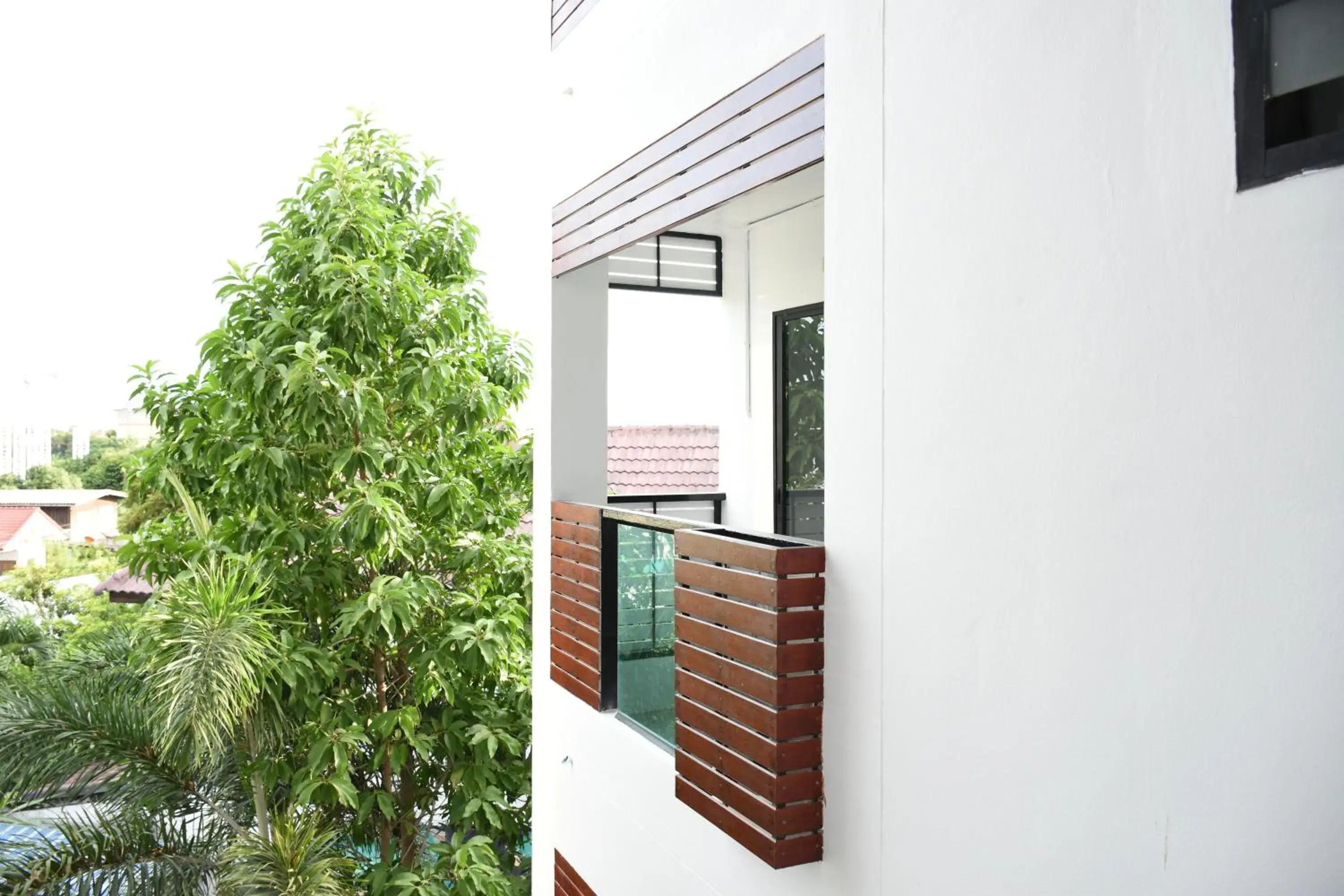 Street view in Basaya Laemchabang Street view in Basaya Laemchabang