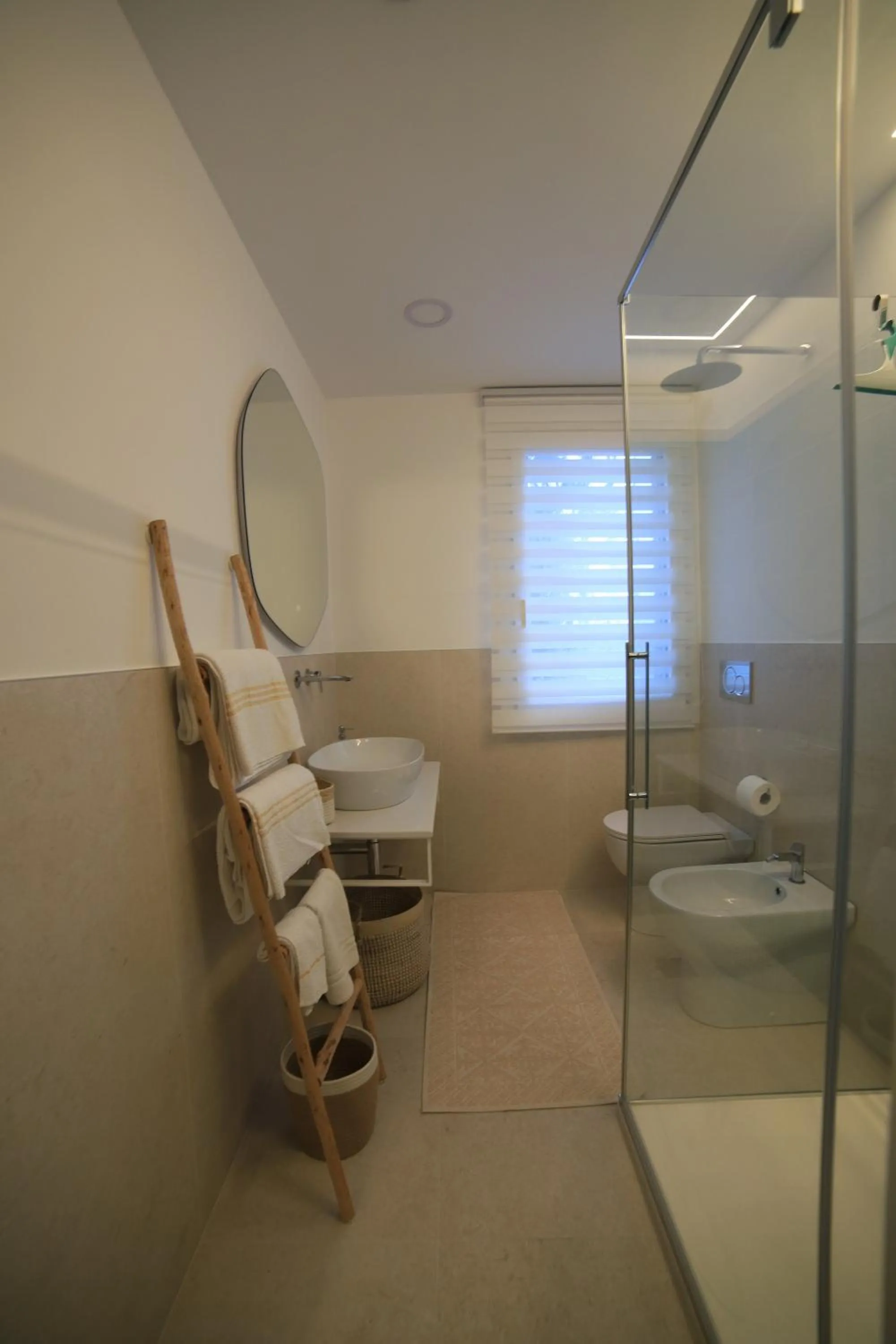 Shower in 49Starfish Holiday Home