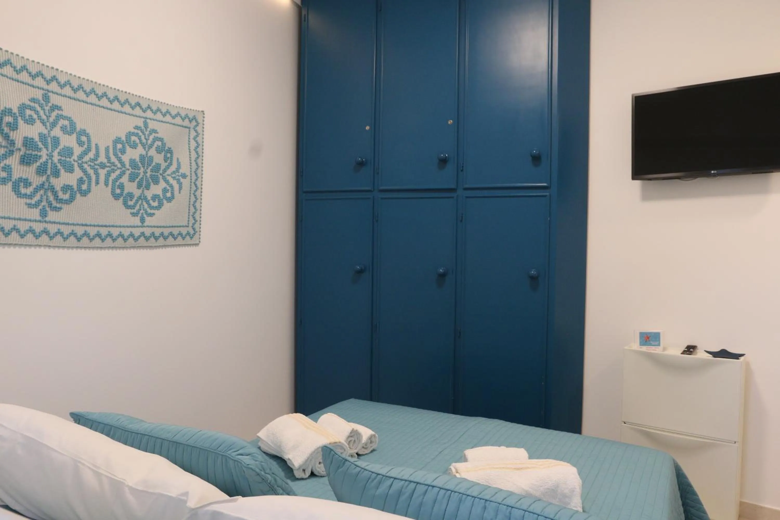 Photo of the whole room, Bed in 49Starfish Holiday Home