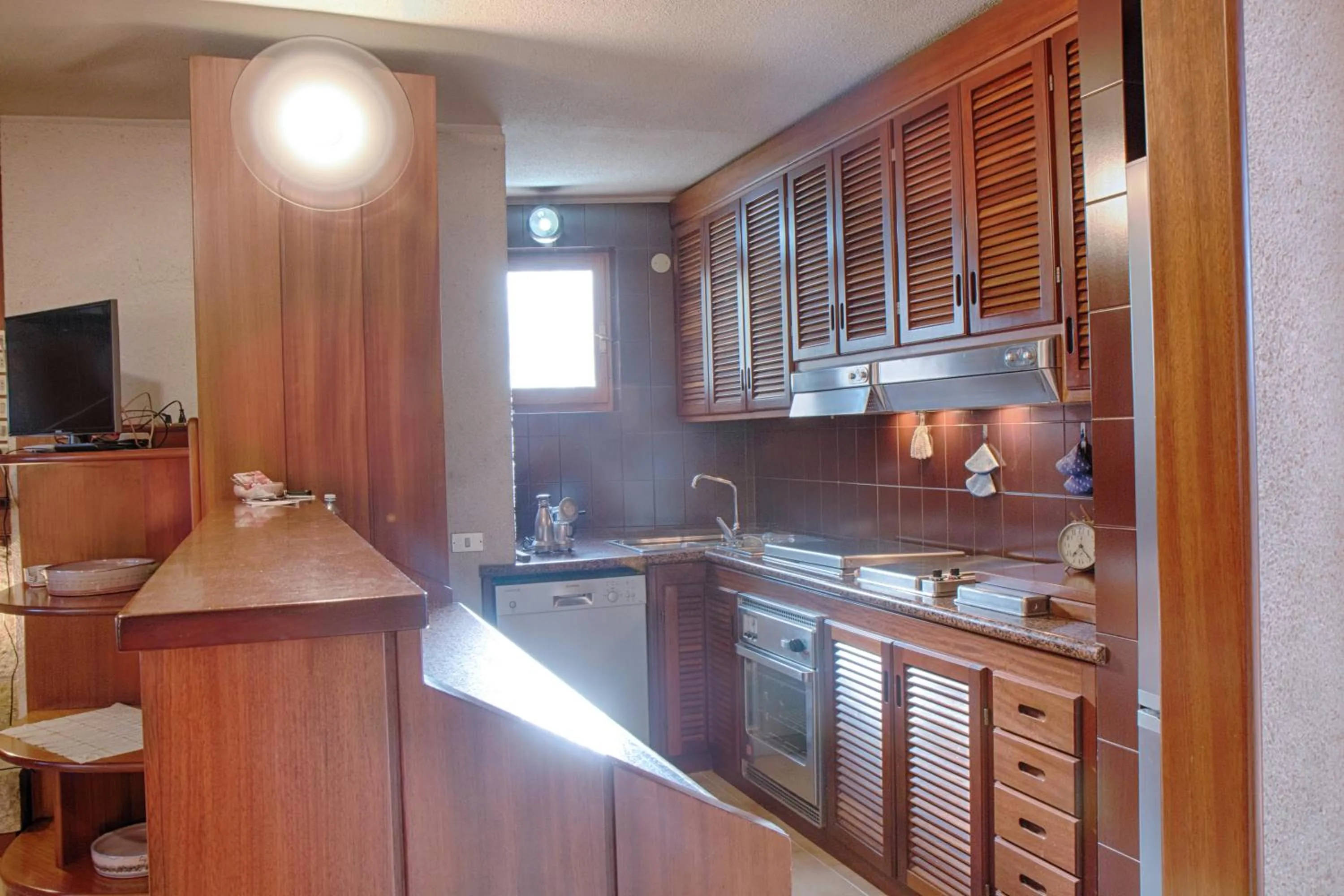 Kitchen or kitchenette in 49Starfish Holiday Home