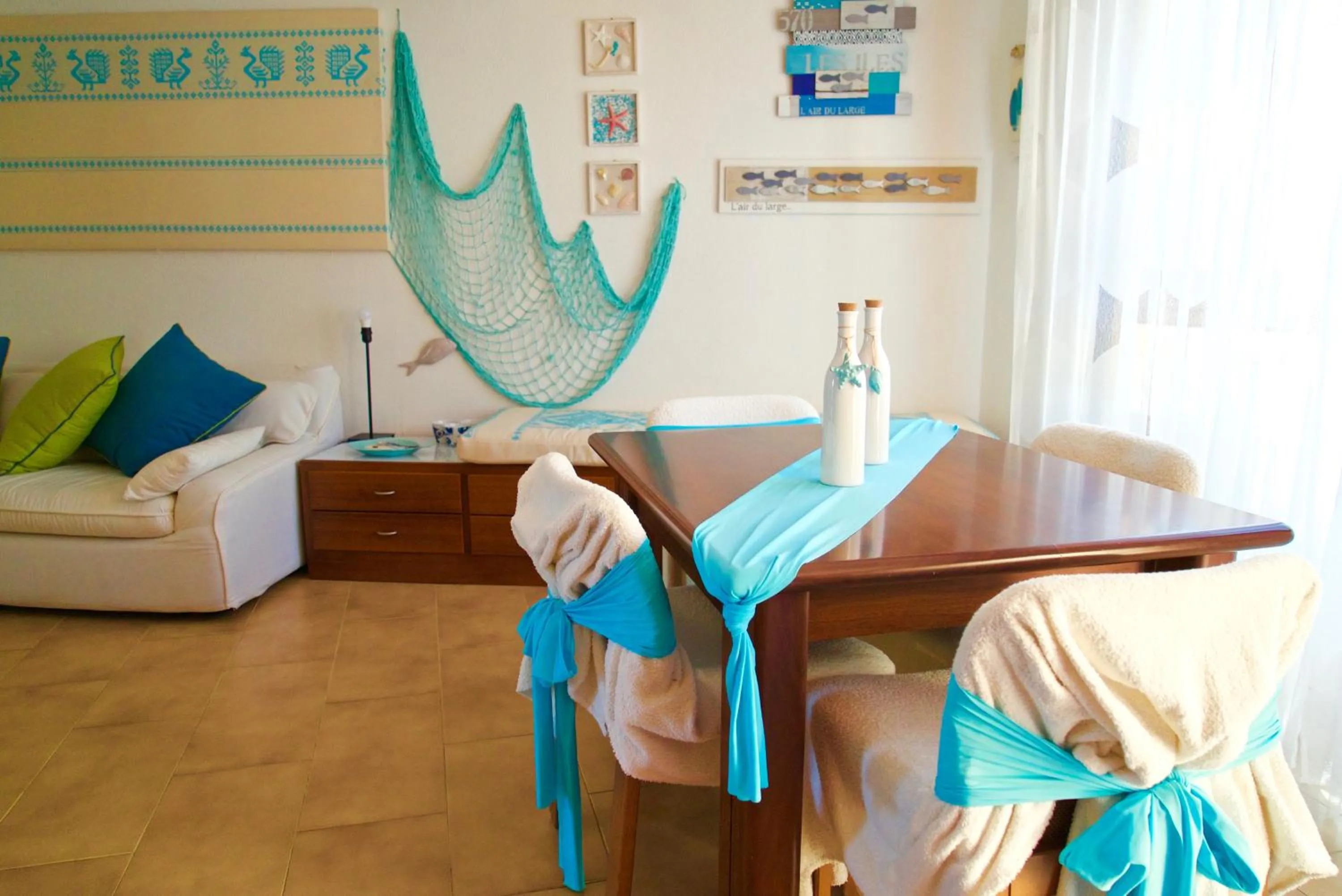 Photo of the whole room in 49Starfish Holiday Home