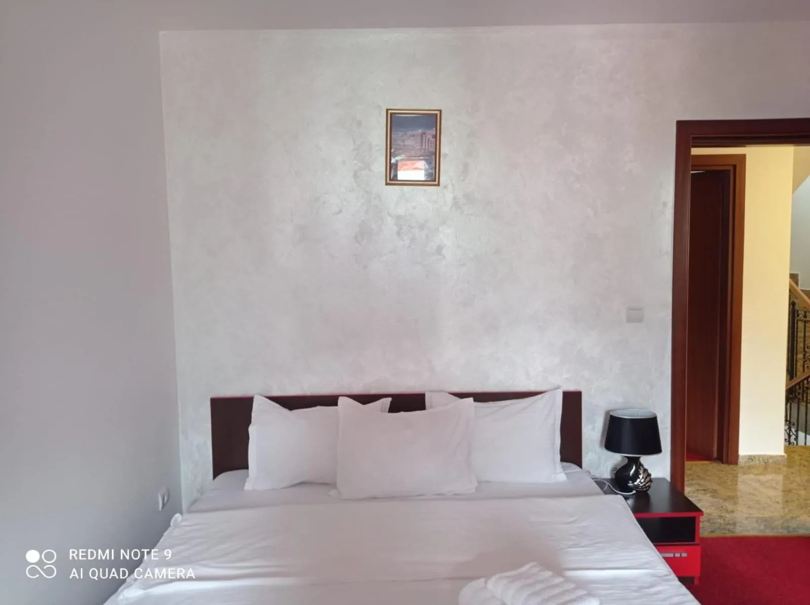 Bed in Pensiunea Lucy