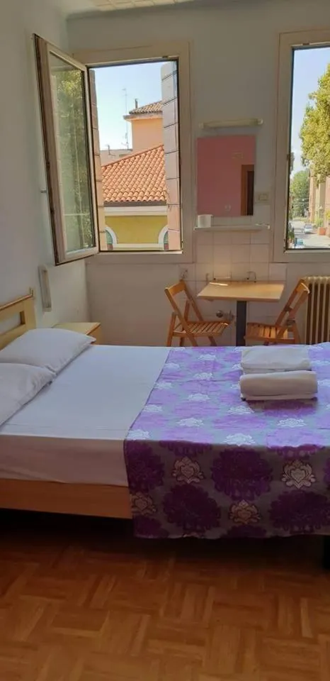 Bedroom, Bed in Hotel Giovannina