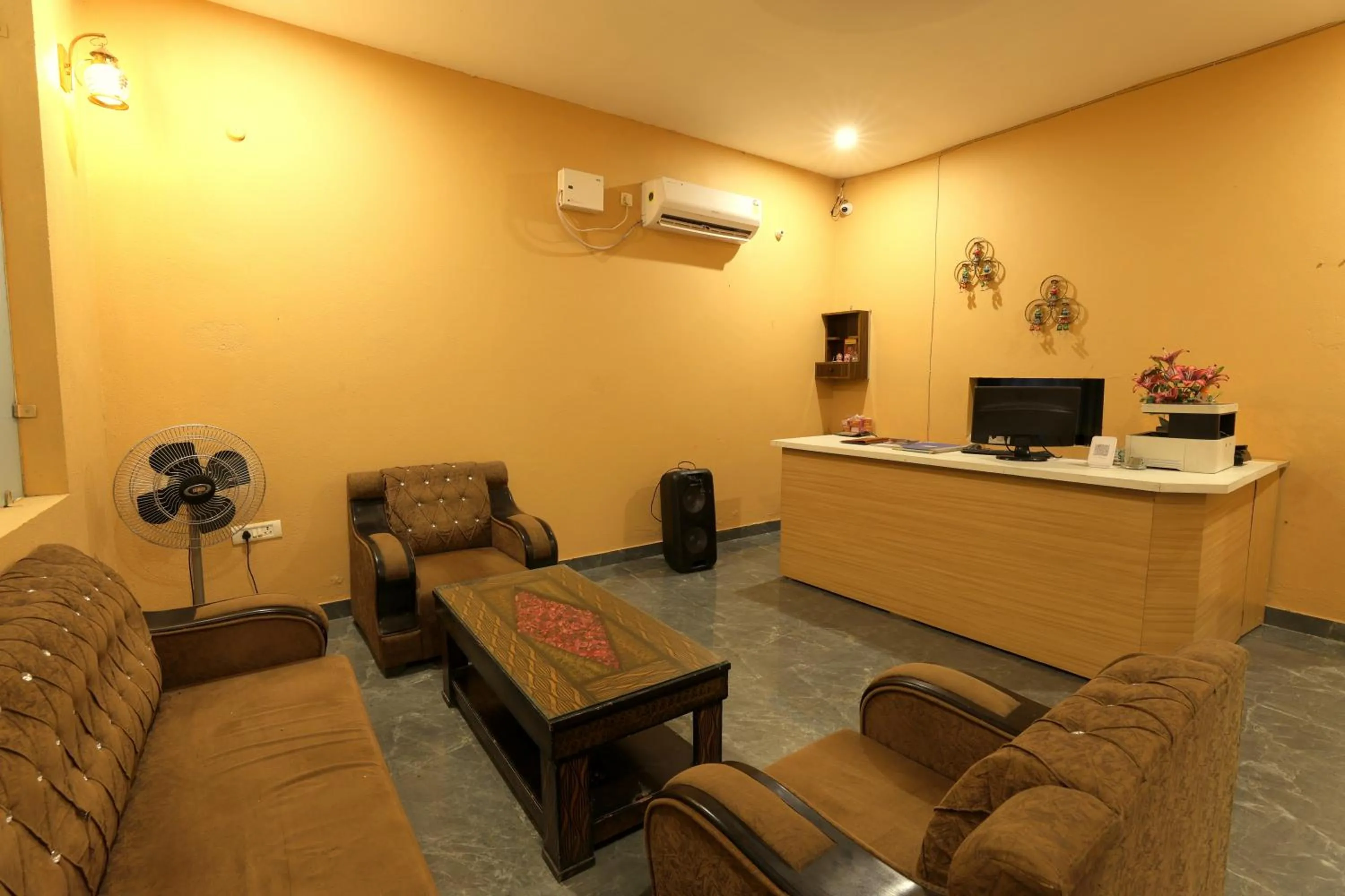 Lobby or reception in Aranya Resort & Suites By Shivaneel Hospitality