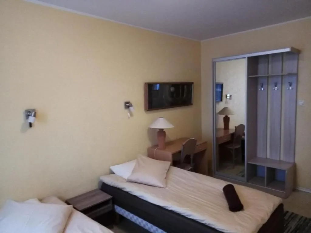 Photo of the whole room, Bed in Zinc Old Town Hostel