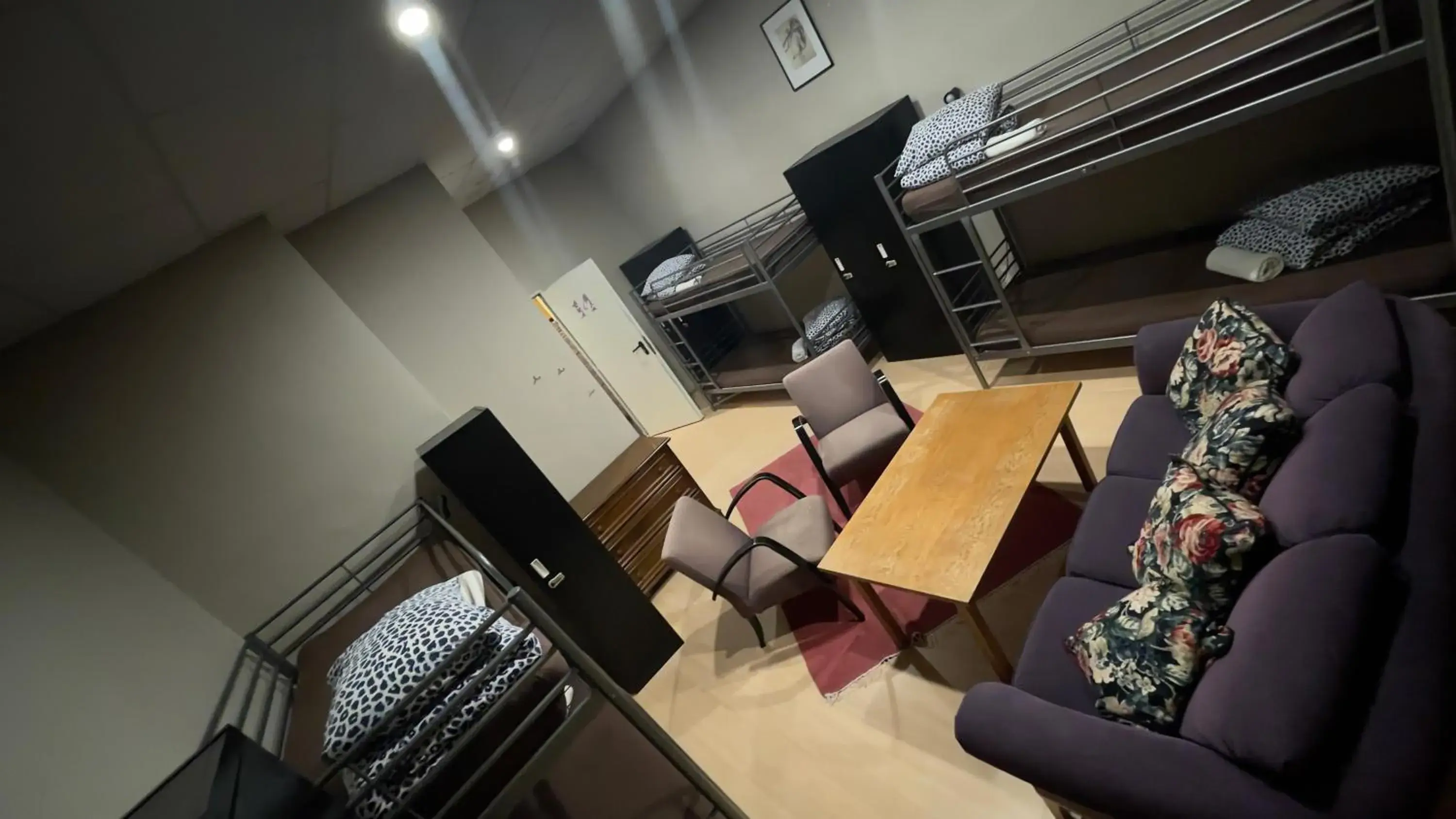 Bed in 6-Bed Dormitory Room in Zinc Old Town Hostel Bed in 6-Bed Dormitory Room in Zinc Old Town Hostel