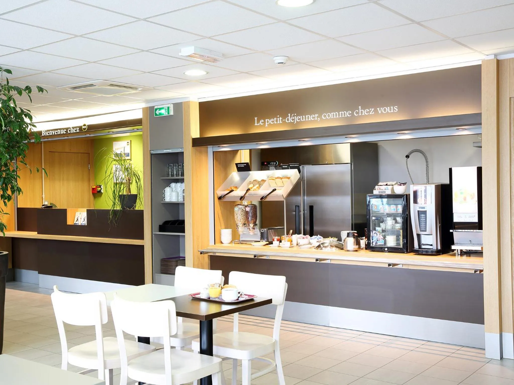 Food and drinks in B&B HOTEL Perpignan Sud Marché International