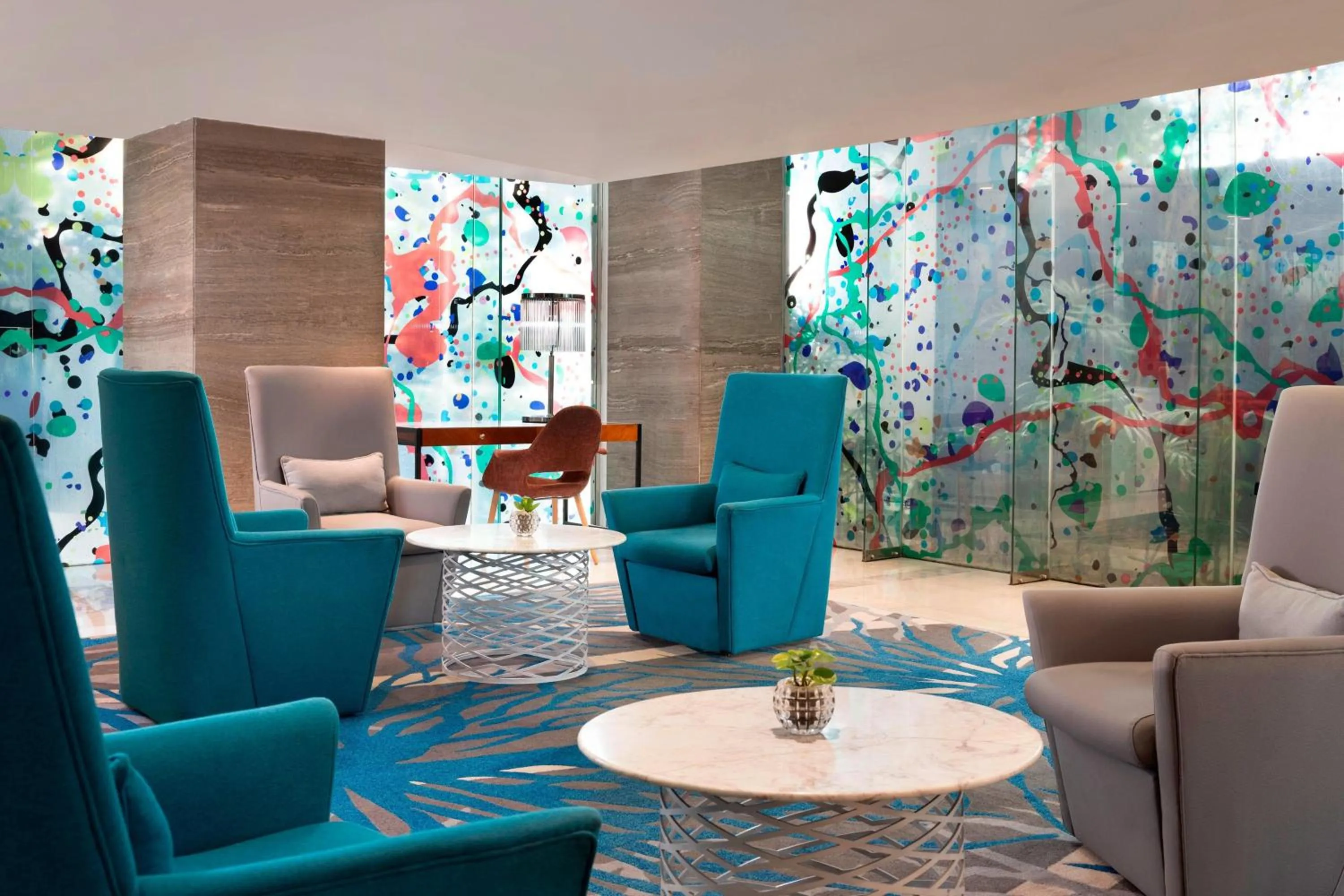 Lounge or bar in Le Meridien Dhaka