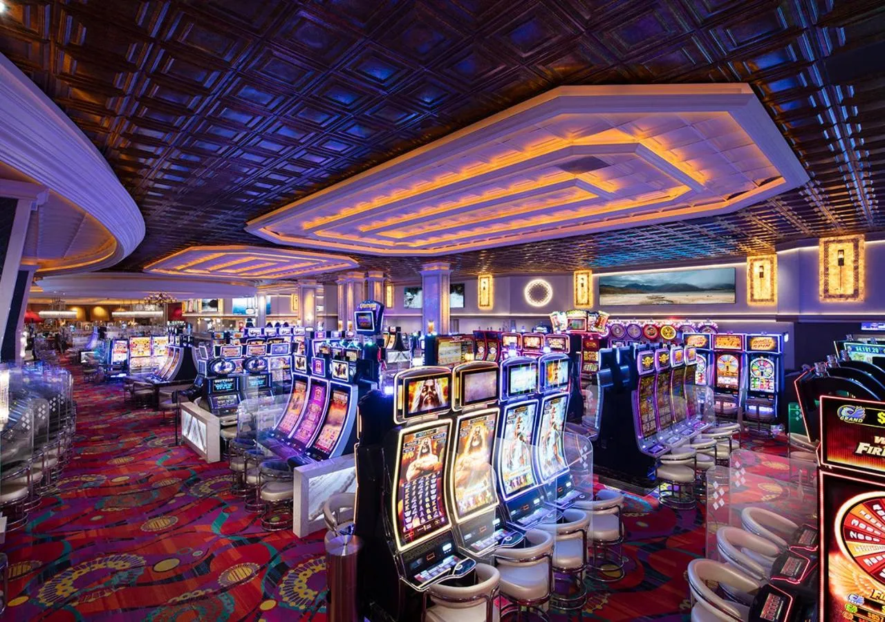 Rainbow Hotel Casino by Peppermill Resorts