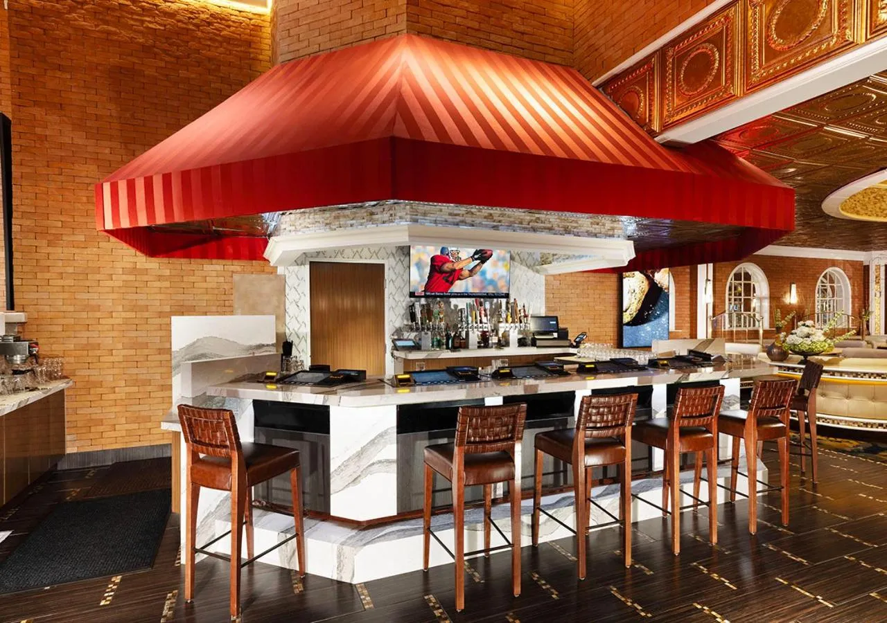 Rainbow Hotel Casino by Peppermill Resorts