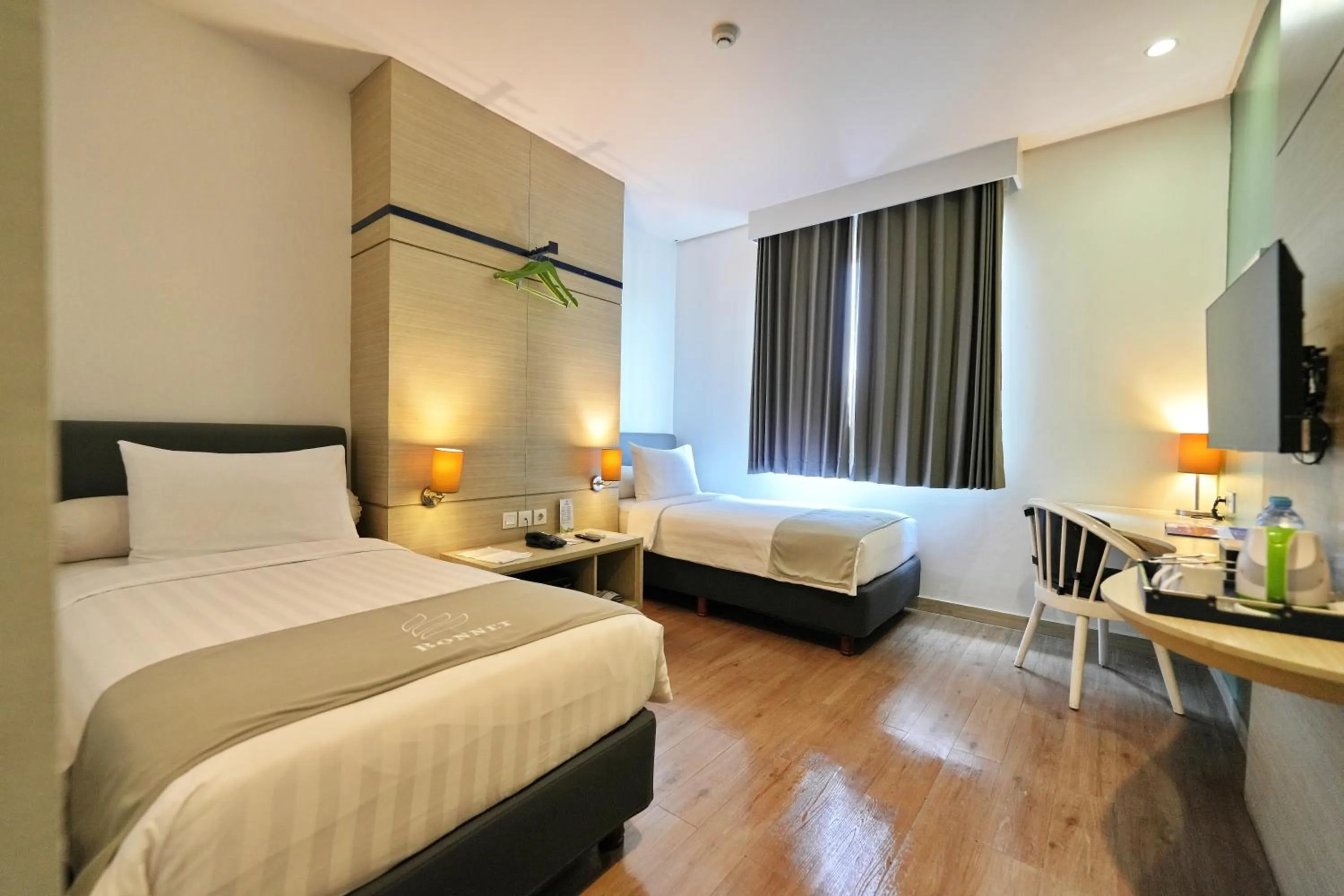 Bed in Bonnet Hotel Surabaya