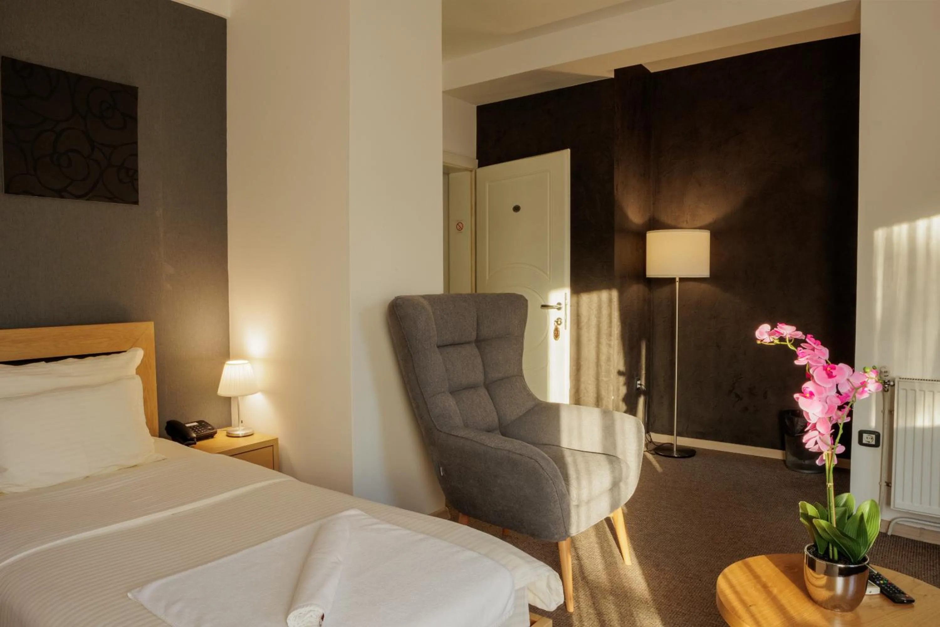 Bed in Garni Hotel Biser