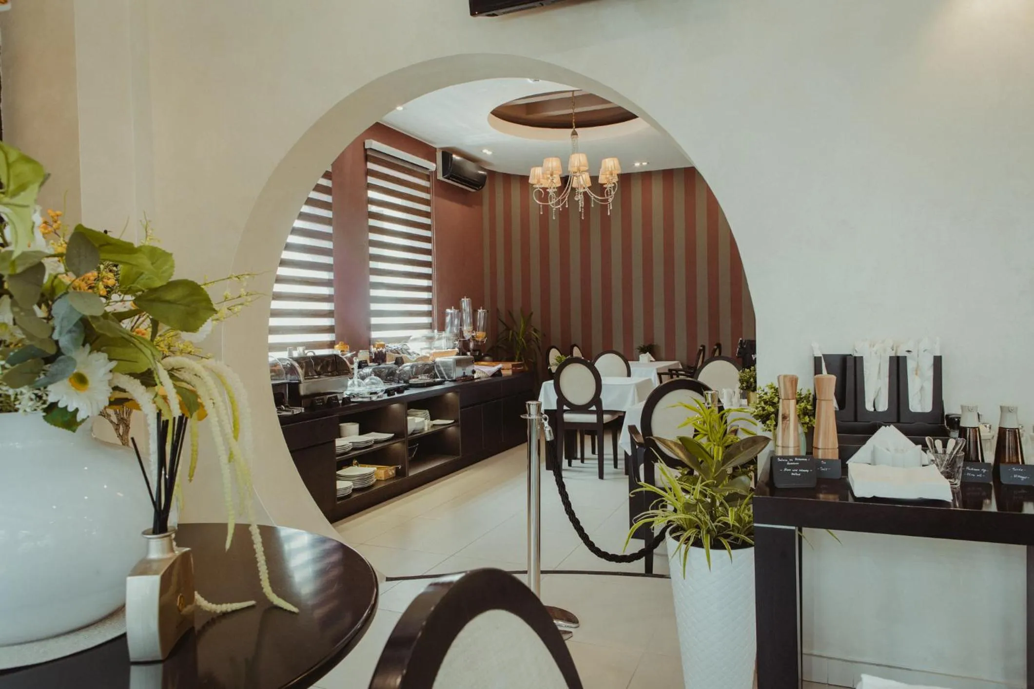 Restaurant/places to eat in Garni Hotel Biser