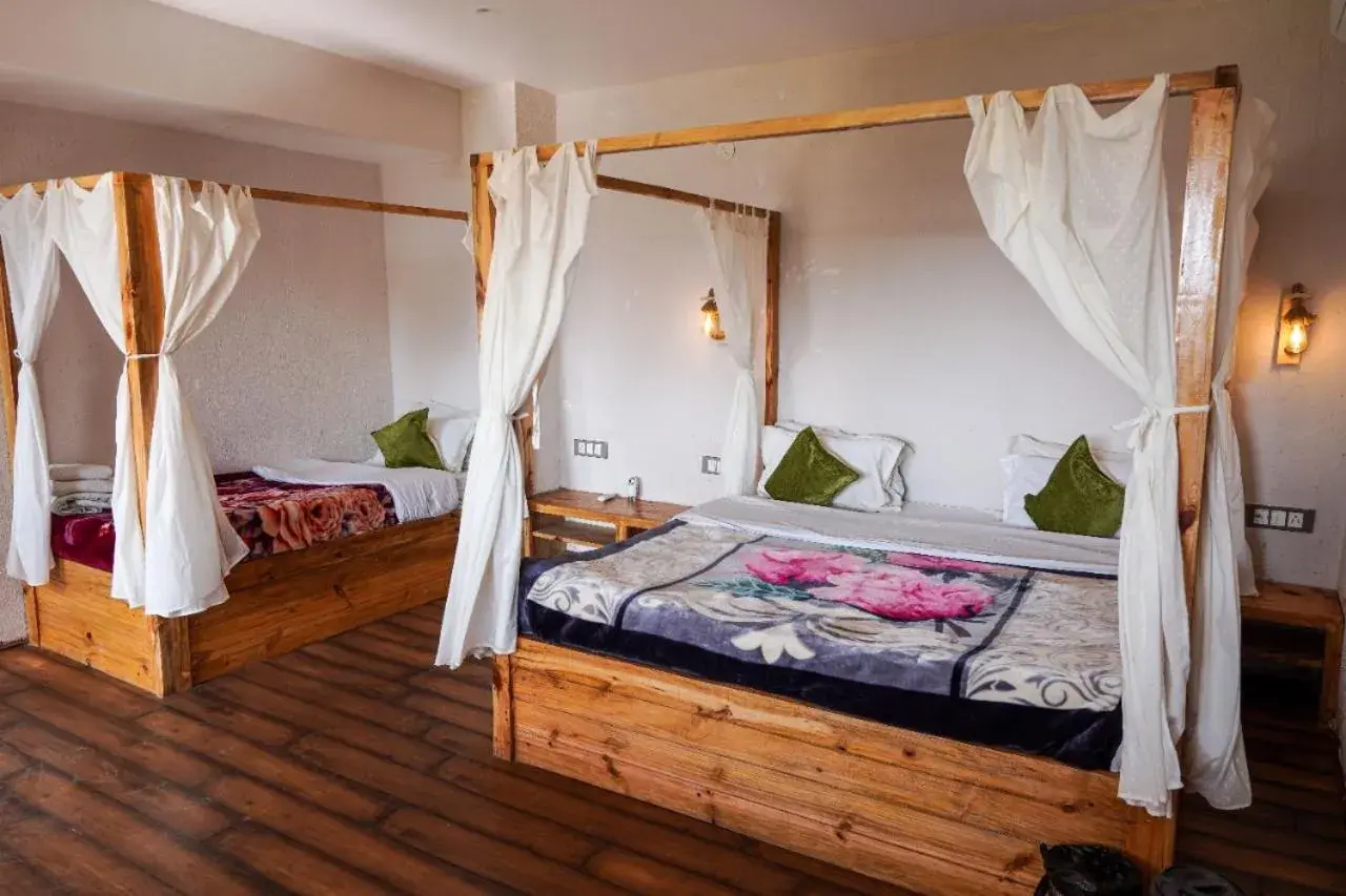 King Suite in Greetoe Camp Panna King Suite in Greetoe Camp Panna