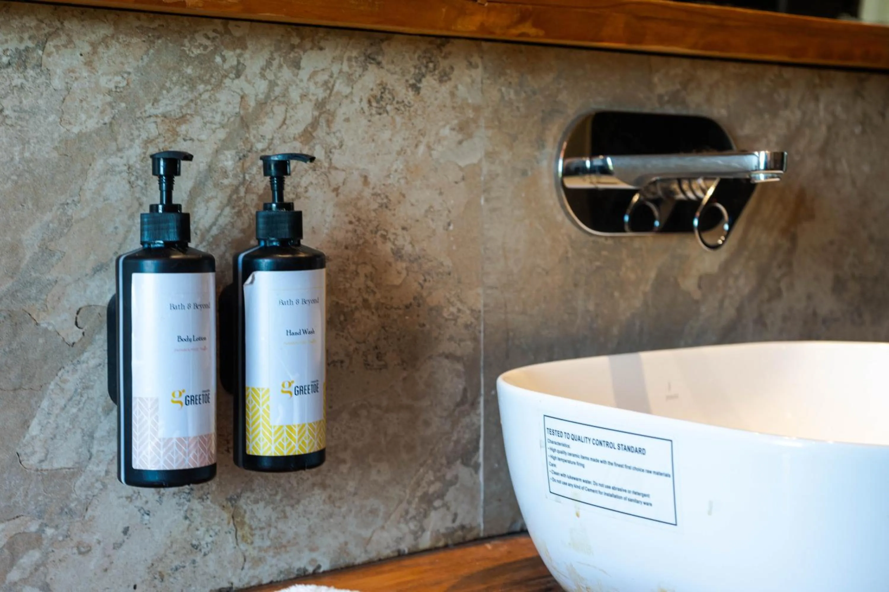 Bathroom in Greetoe Camp Panna