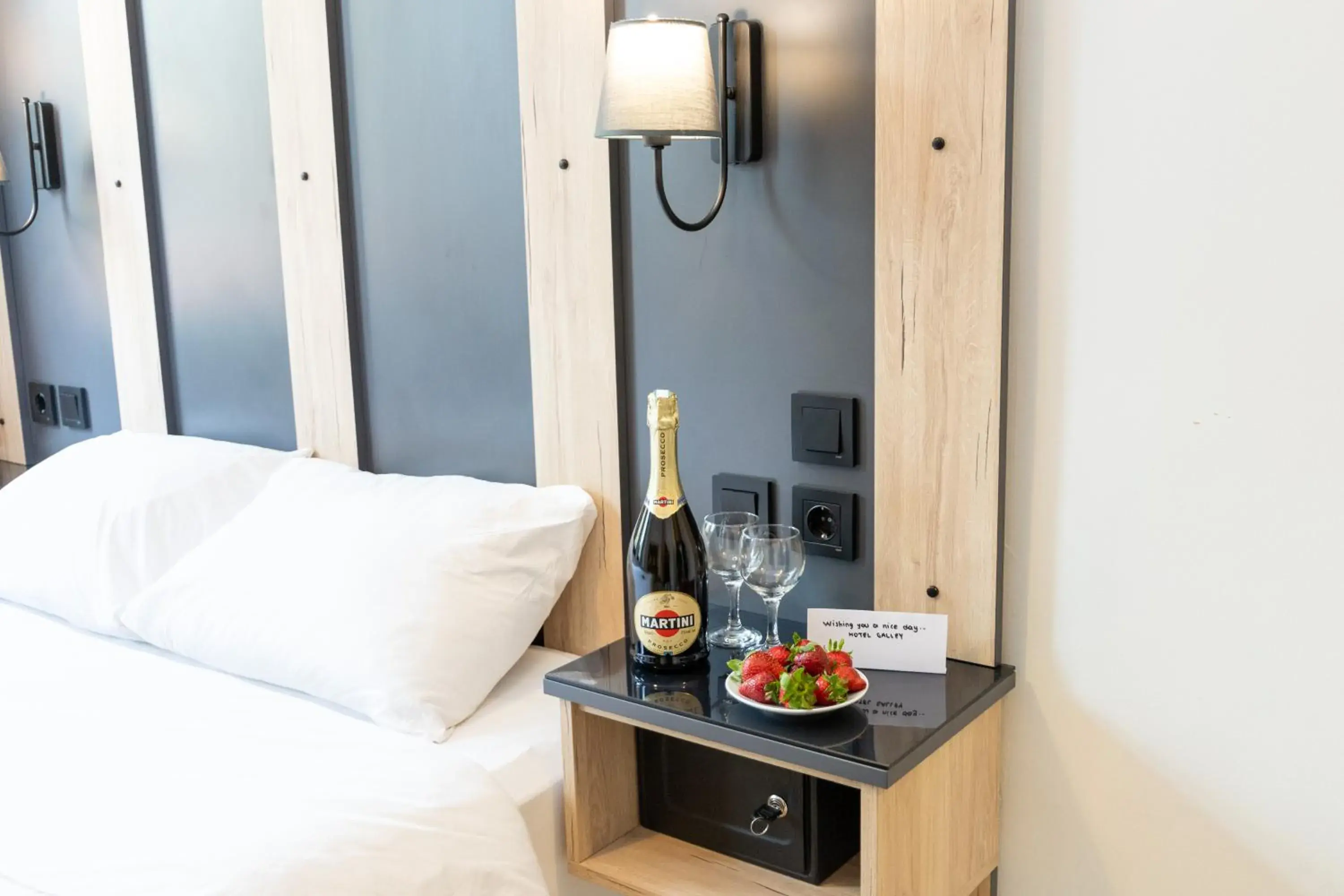 room service, Bed in Galley Hotel room service, Bed in Galley Hotel