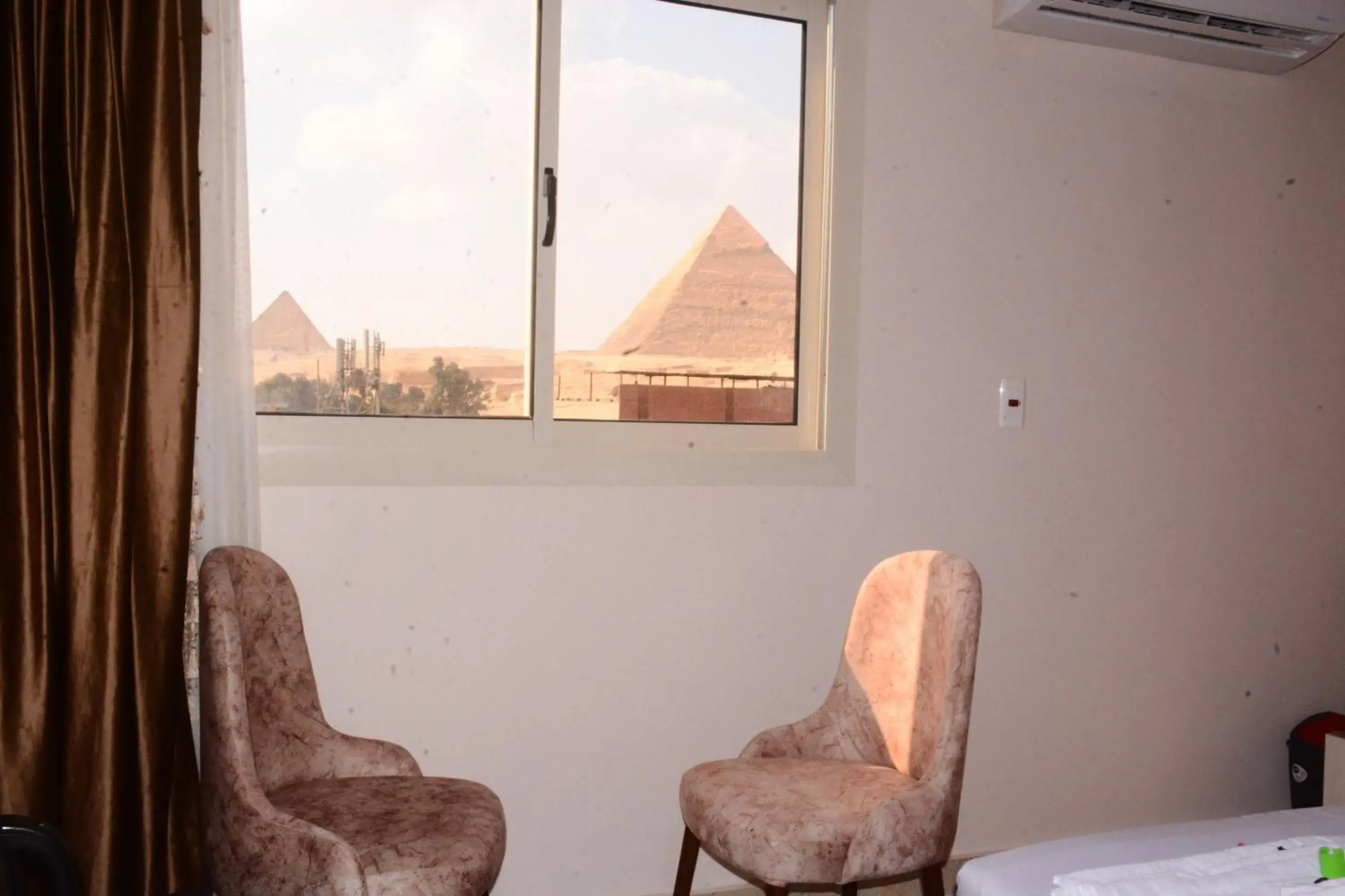 Deluxe Room in Nefri Pyramids Hotel Deluxe Room in Nefri Pyramids Hotel