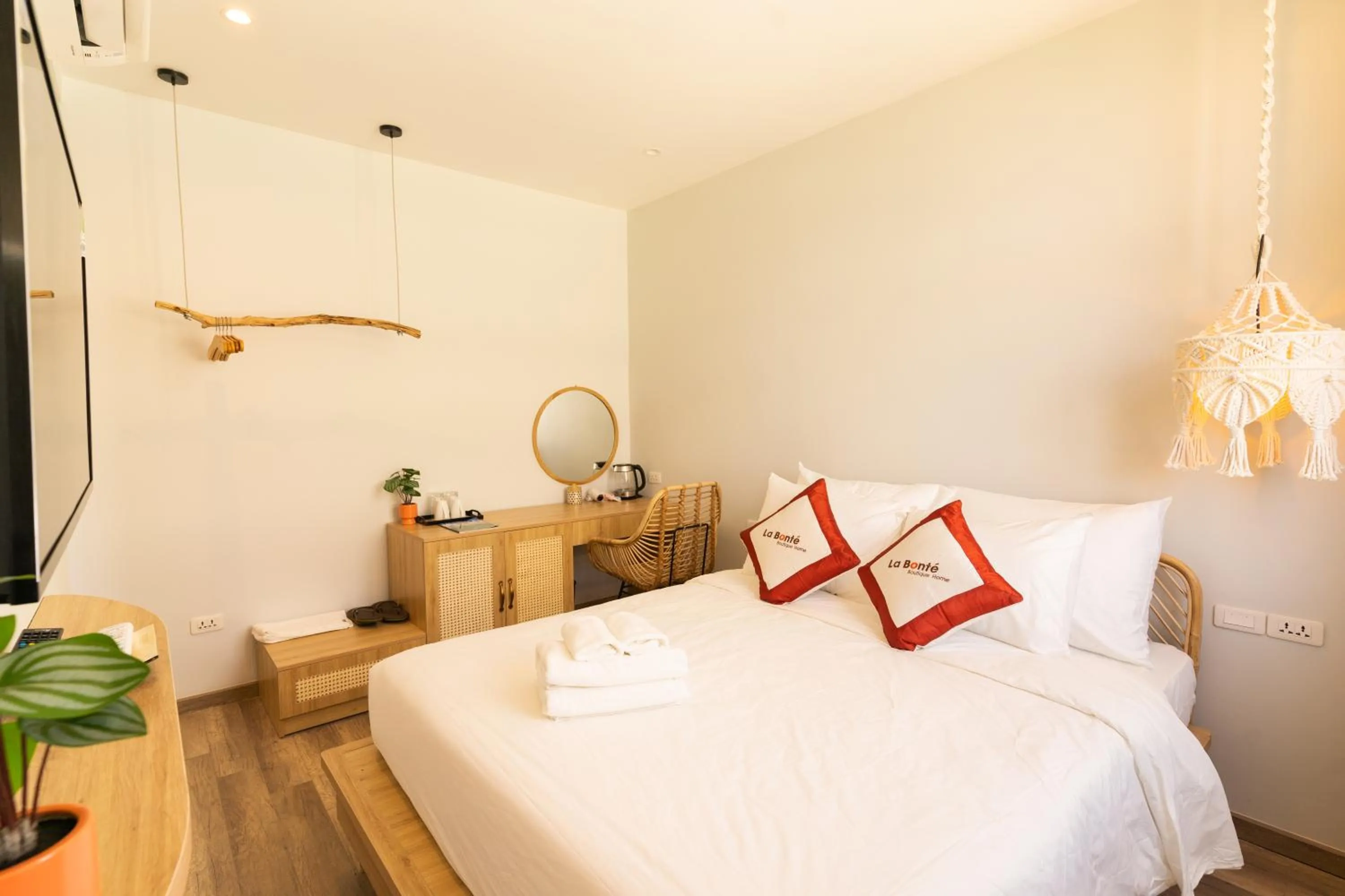 Photo of the whole room, Bed in La Bonté Boutique Home Phu Quoc