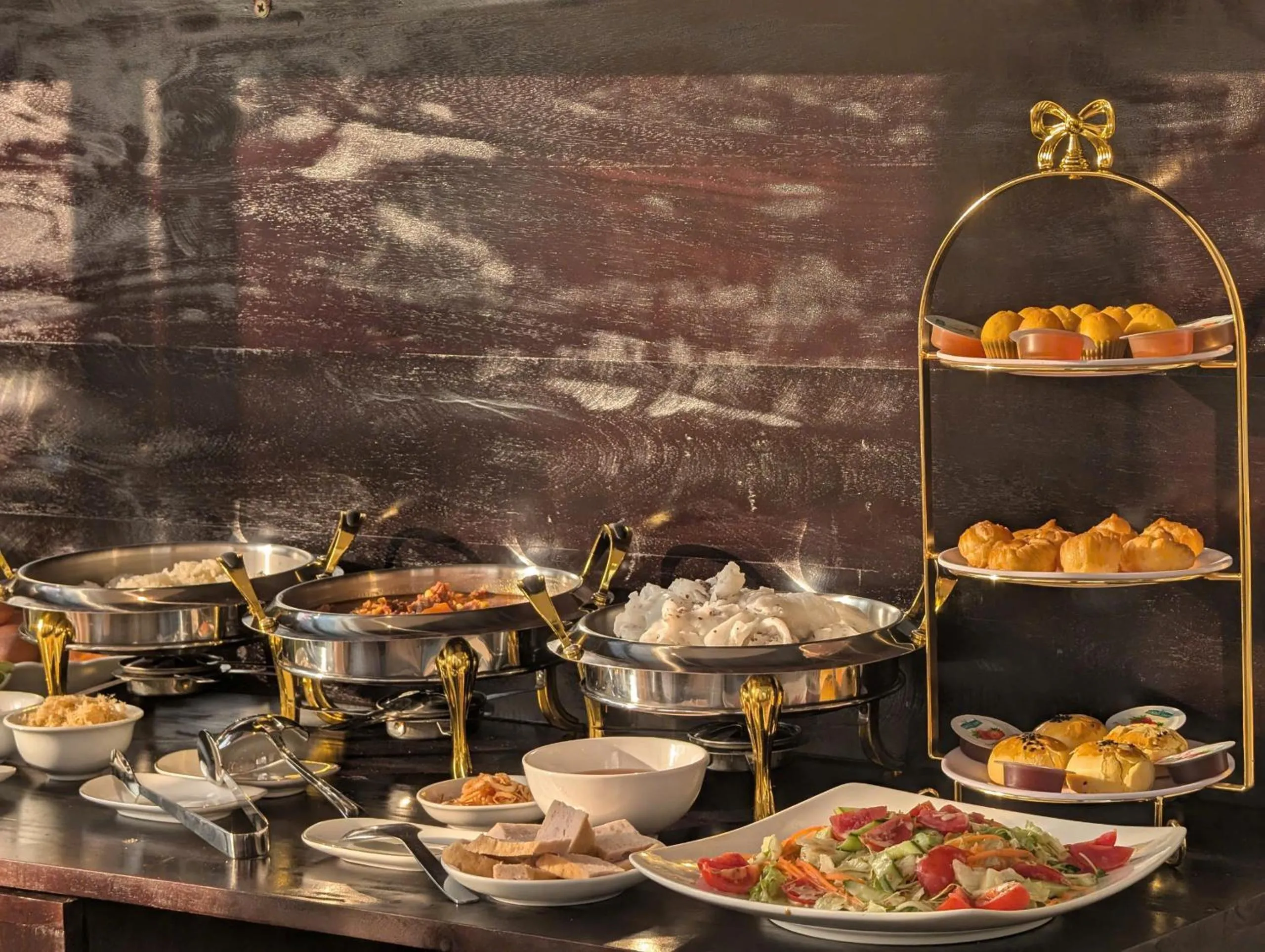 Buffet breakfast in Maison Maravelle Hotel - Boutique Stay in Hanoi Old Quarter