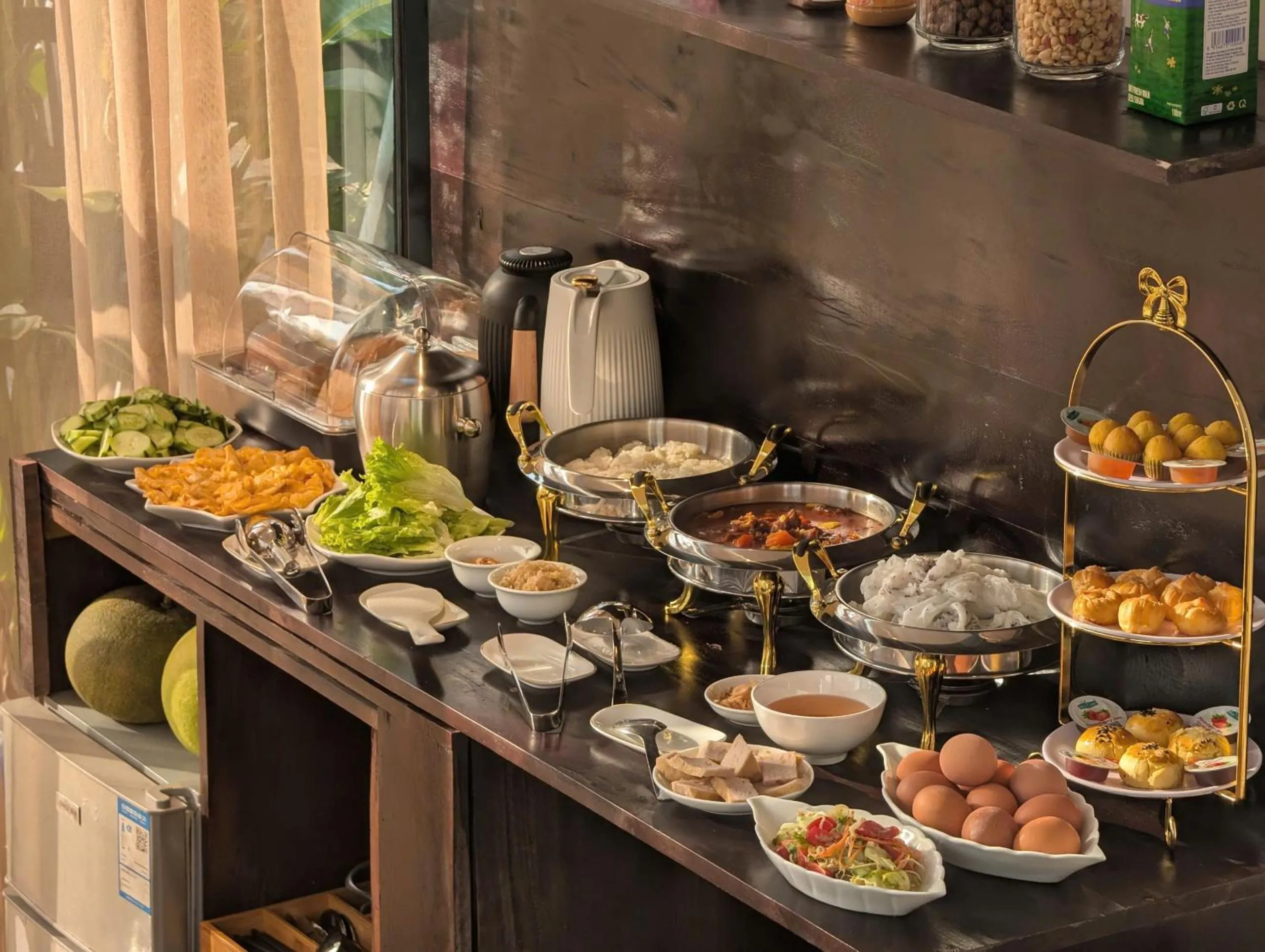 Buffet breakfast in Maison Maravelle Hotel - Boutique Stay in Hanoi Old Quarter