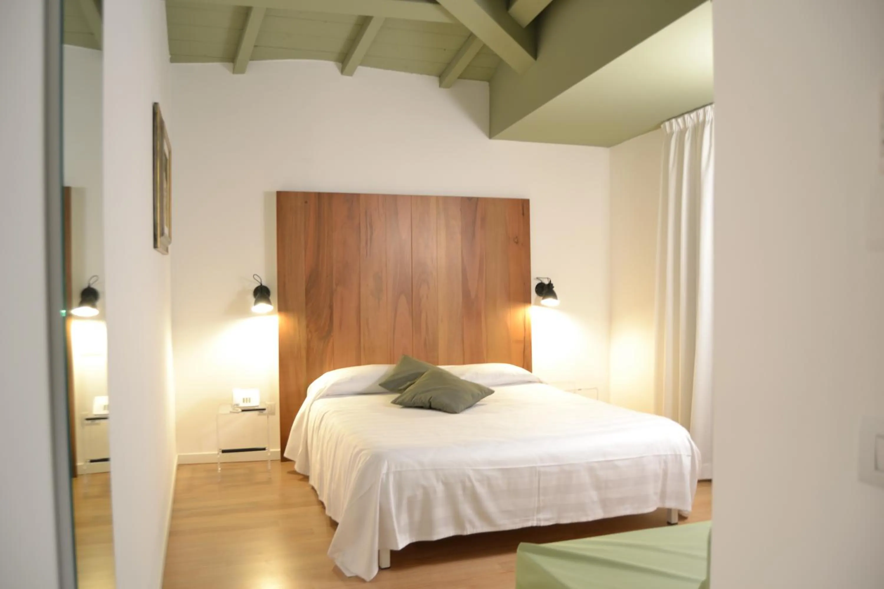 Photo of the whole room, Bed in Albergo Il Rientro