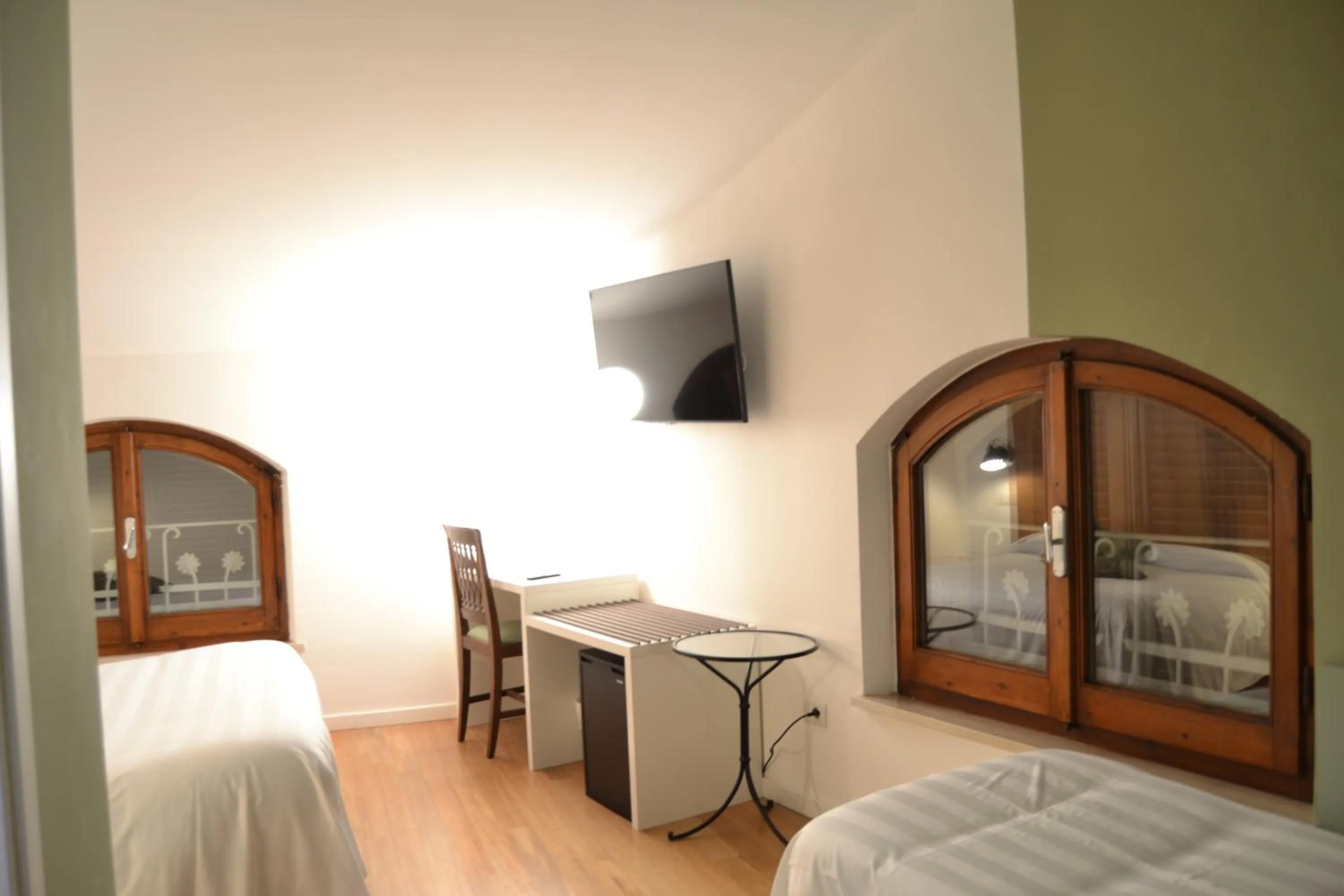 TV and multimedia, Bed in Albergo Il Rientro